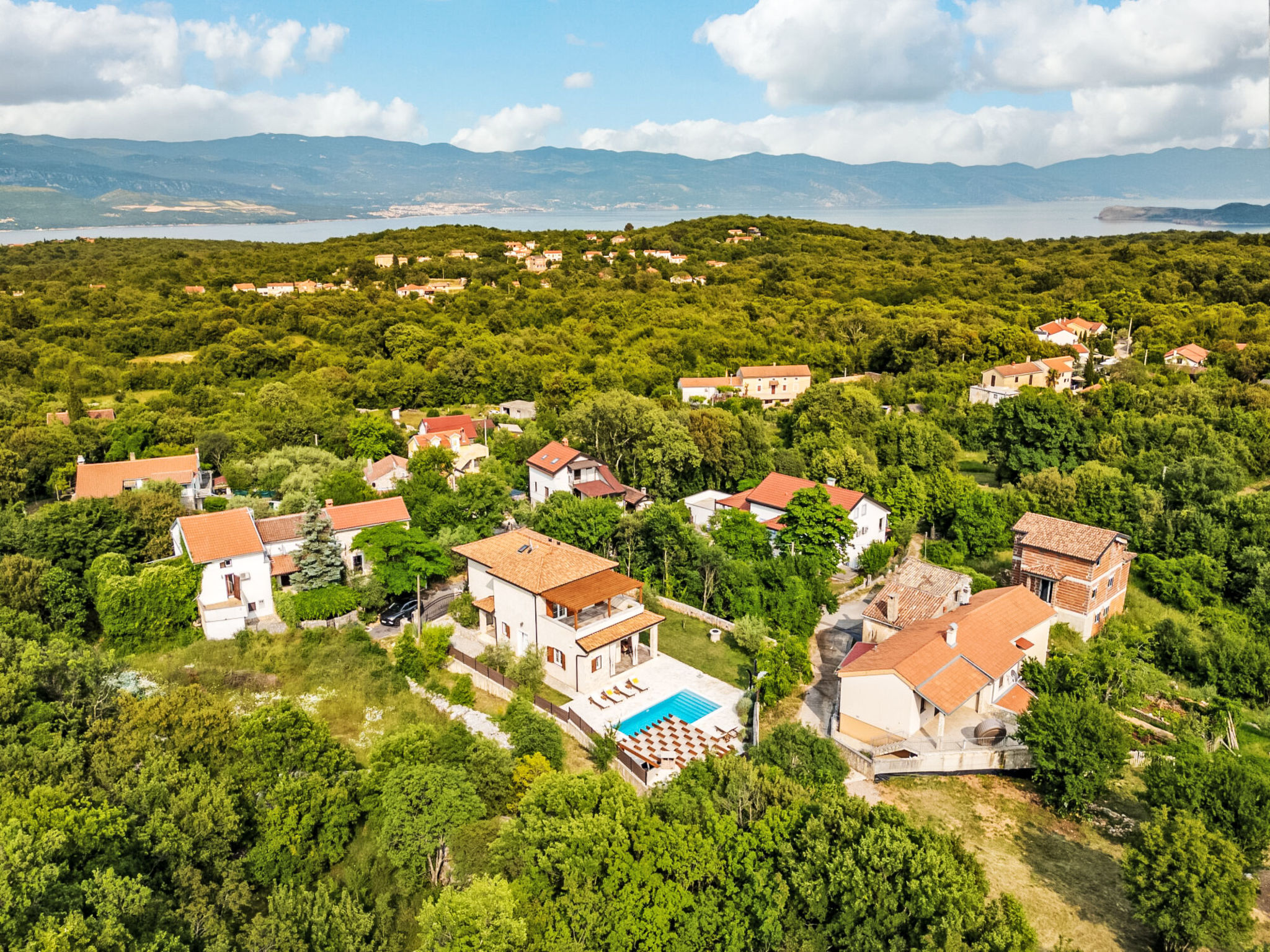Mediterranean Villa LuLu on Krk - Buiten