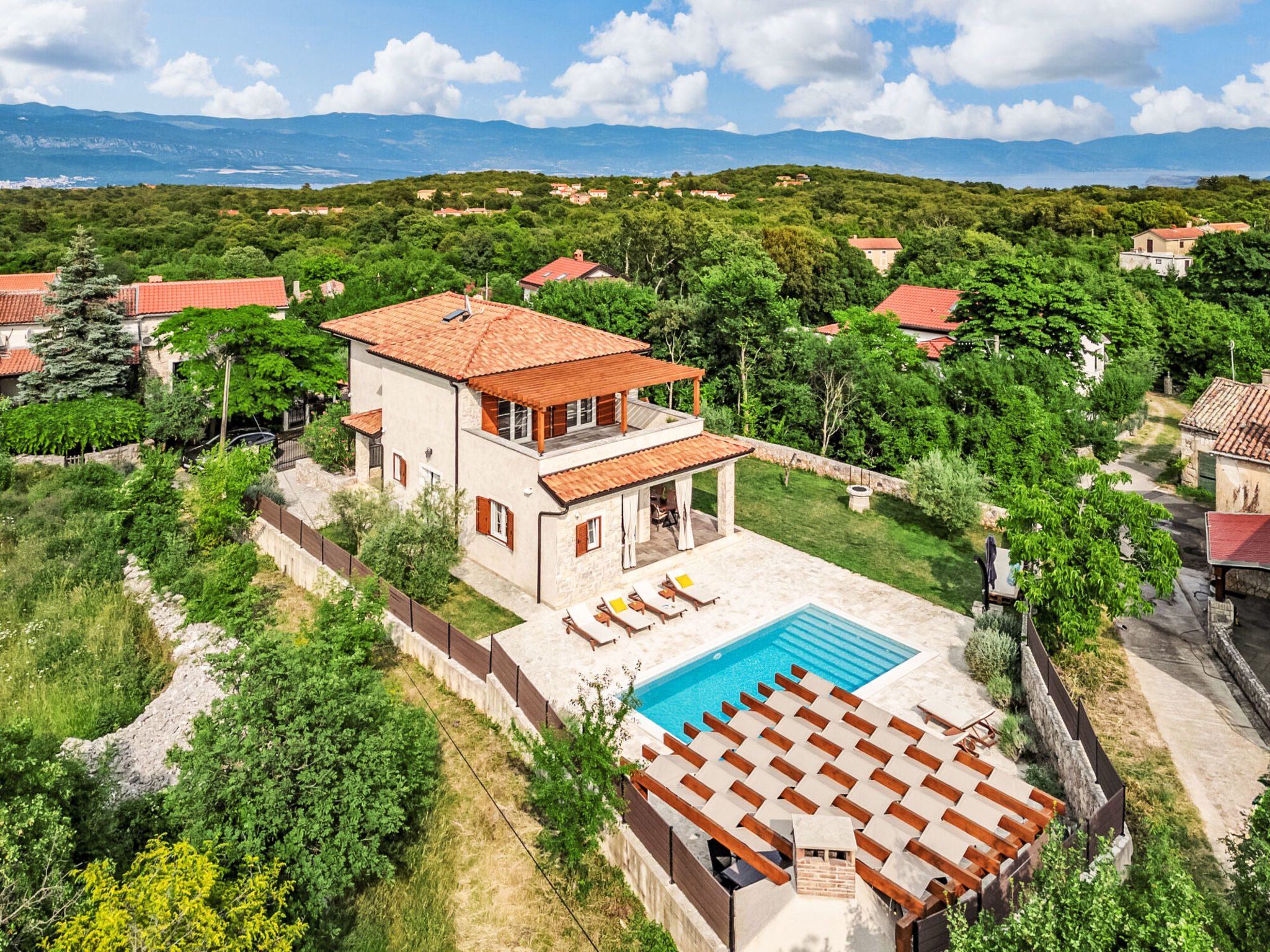 Mediterranean Villa LuLu on Krk - Buiten