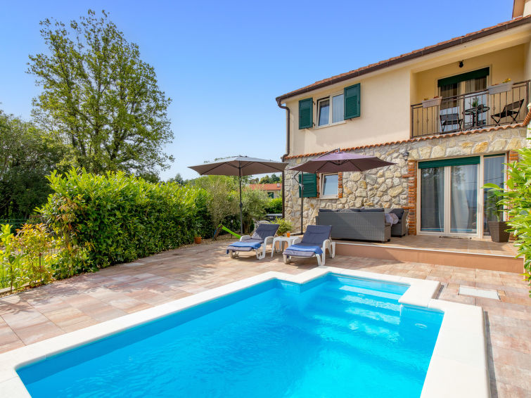 Vakantiehuis met privézwembad en whirlpool in Dobrinj, Krk in Krk/Dobrinj