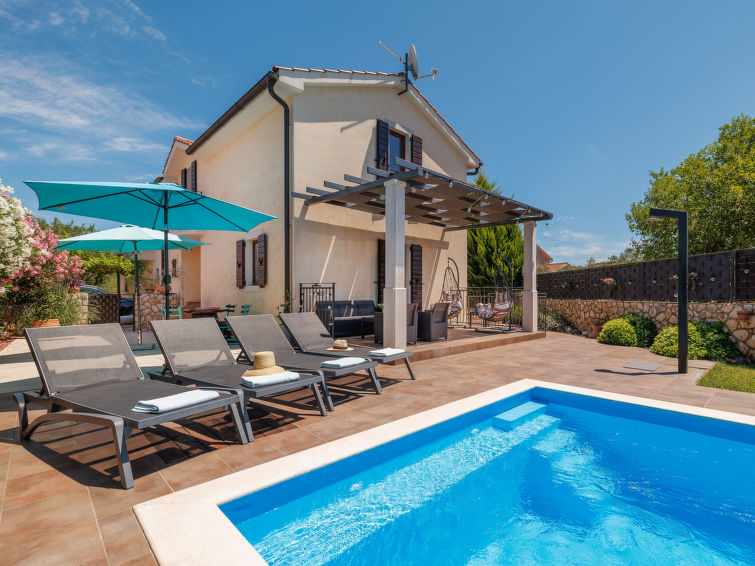 Vrijstaand vakantiehuis met privézwembad in Dobrinj, Krk in Krk/Dobrinj