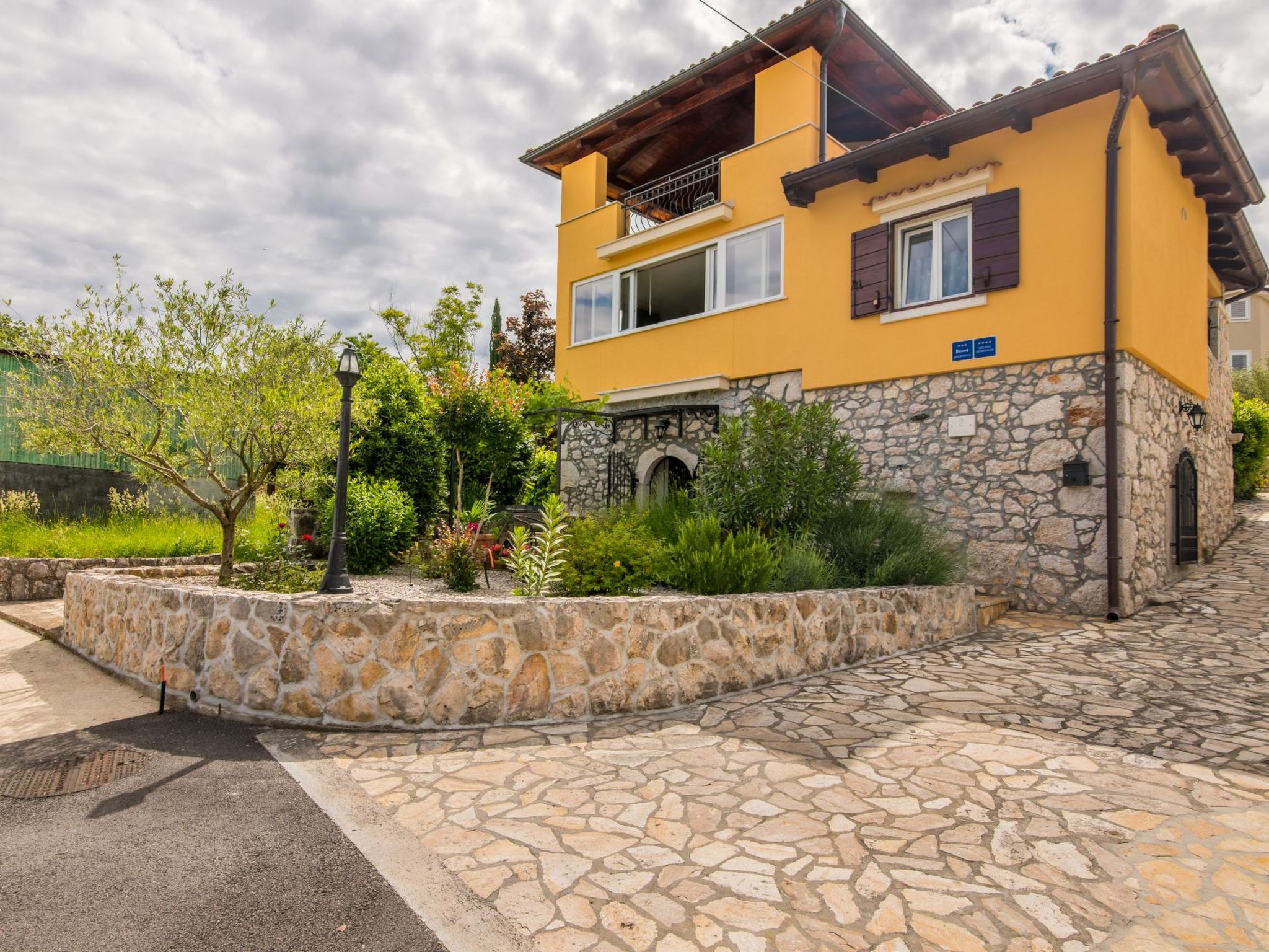 Appartement in Soline mit Großer Terrasse-Dedans