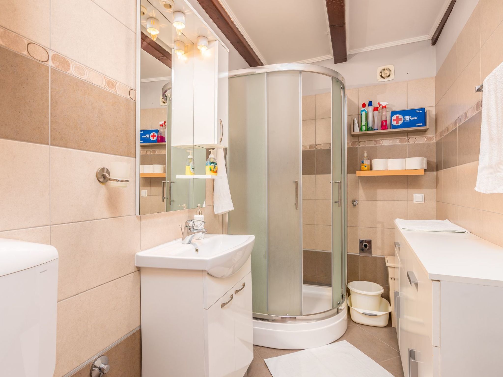 Appartement in Soline mit Großer Terrasse-Dedans