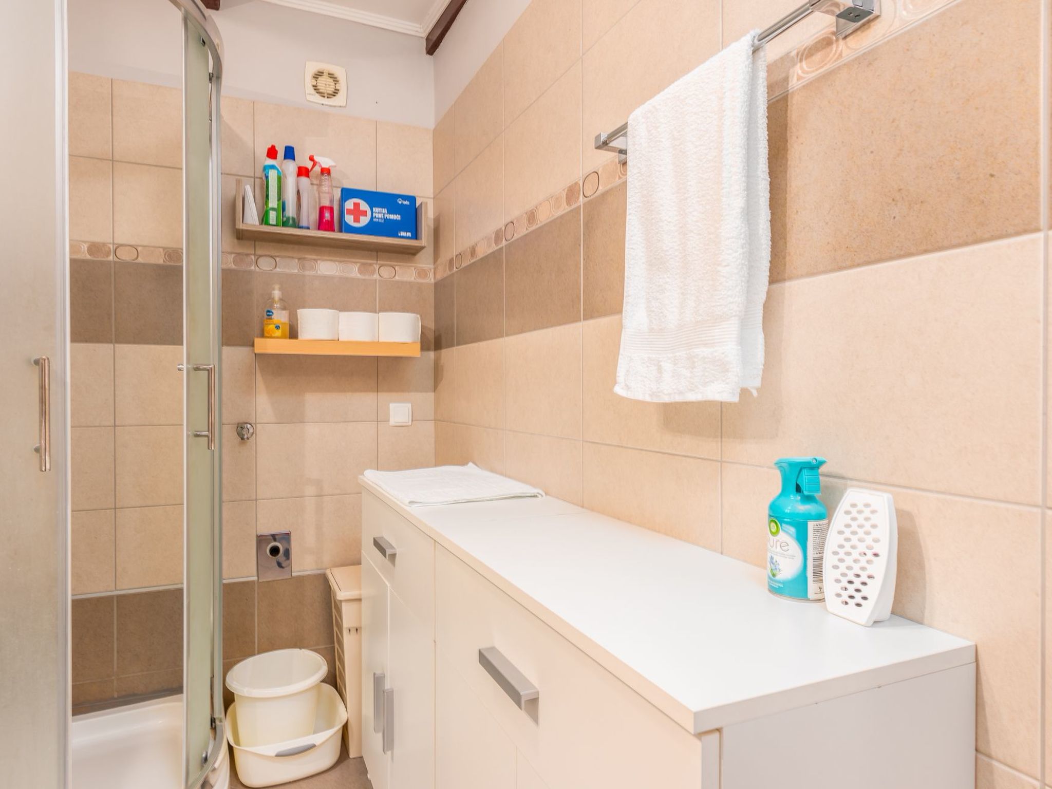 Appartement in Soline mit Großer Terrasse-Dedans