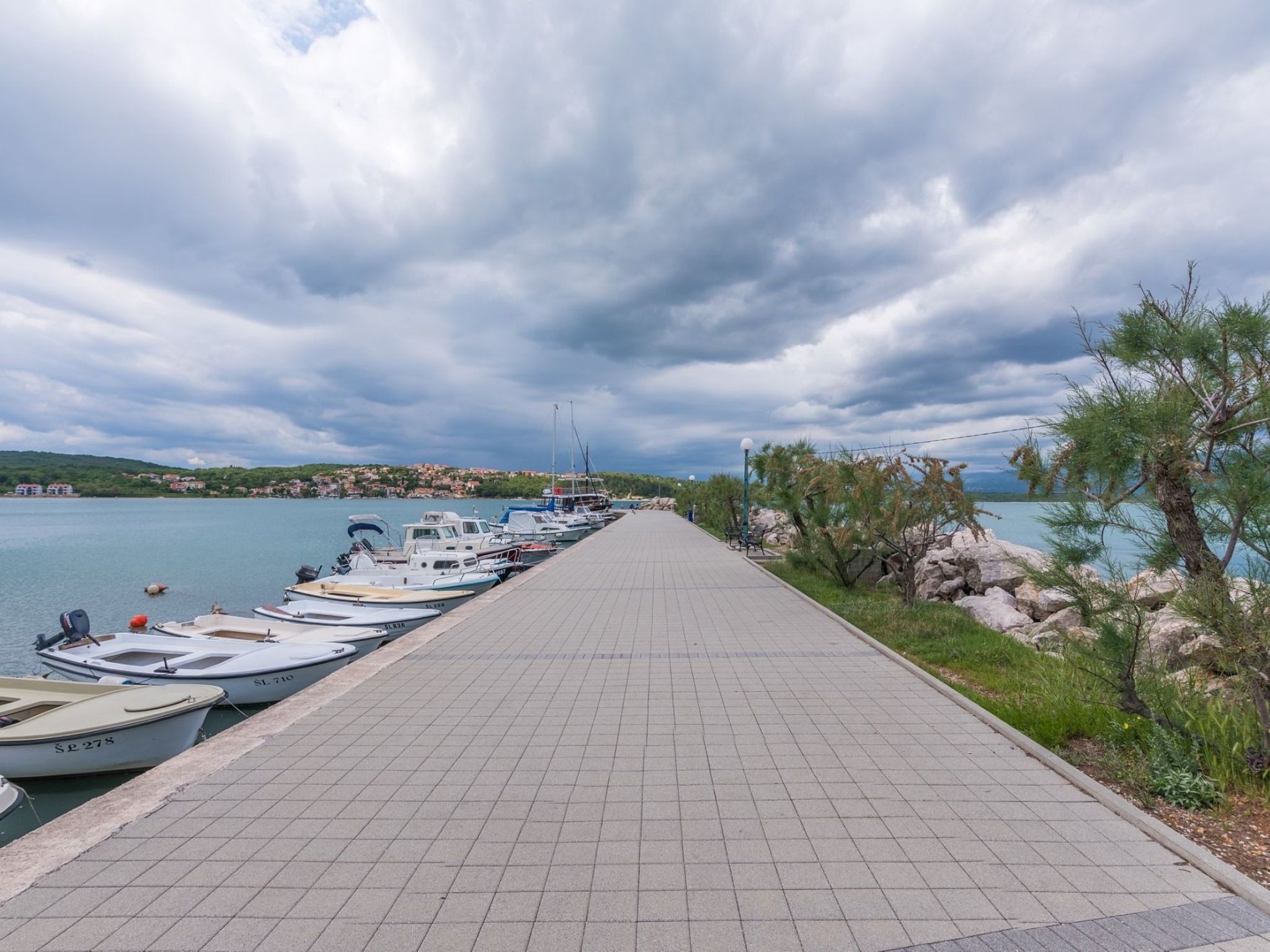 Appartement in Soline mit Großer Terrasse-Dedans