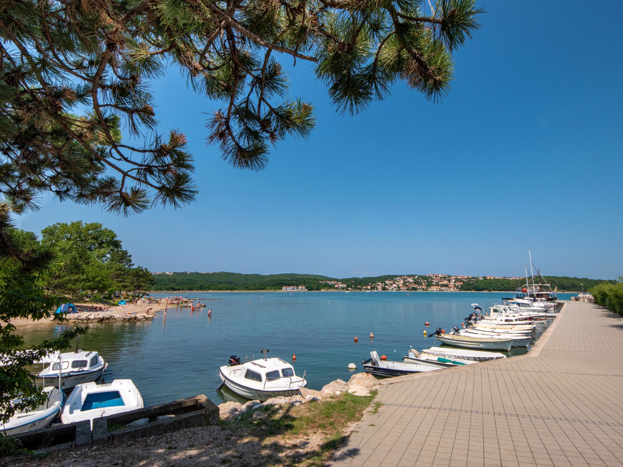 Appartement Nevenka: Zon, zee en strand op 80 meter in Čižići, Krk - foto 36