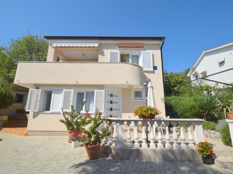 Op 450 m van zee: Vrijstaand appartement Julia2 in Čižići in Krk/Čižići