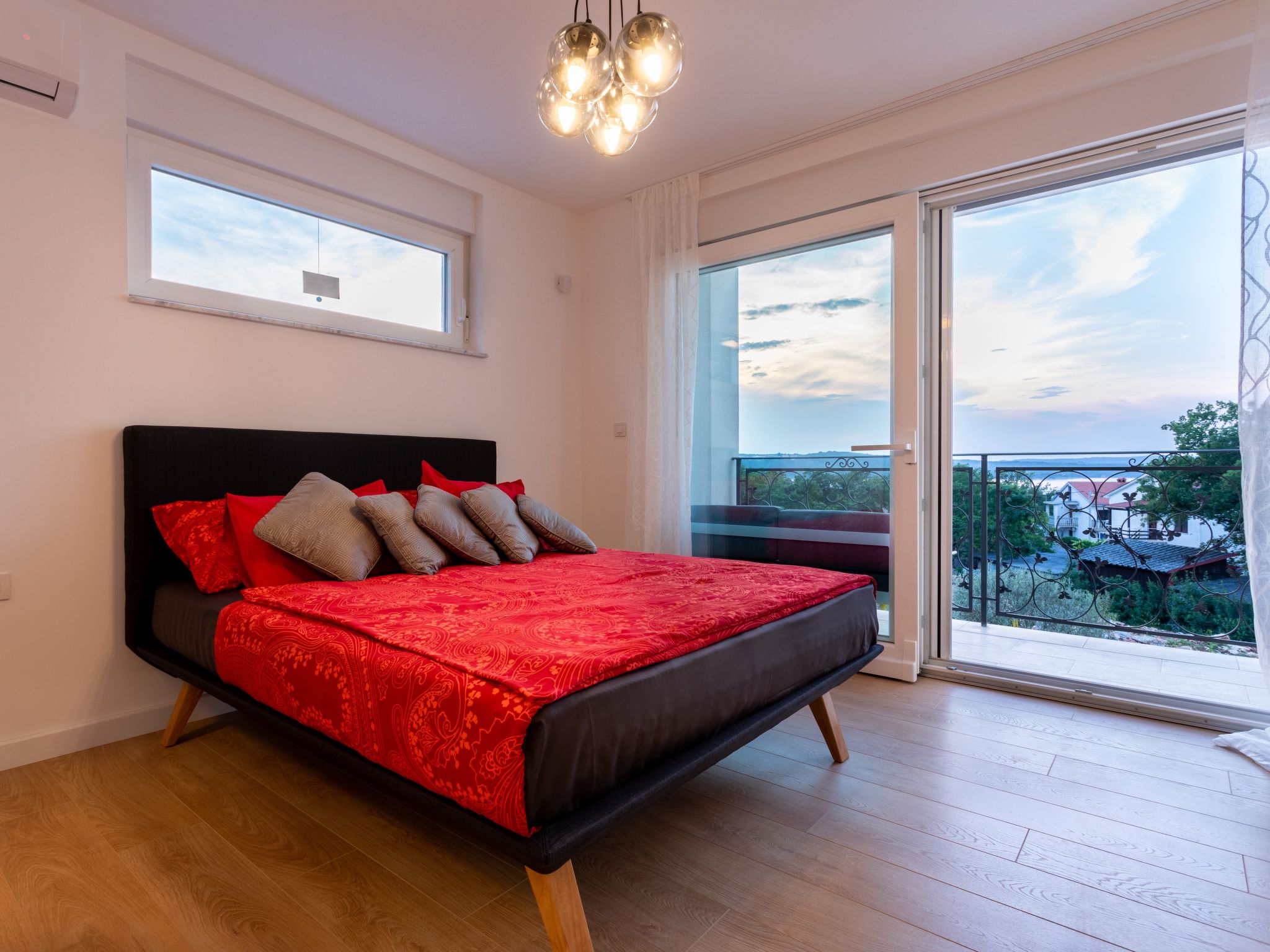 Villa Zara-Image-tags.info