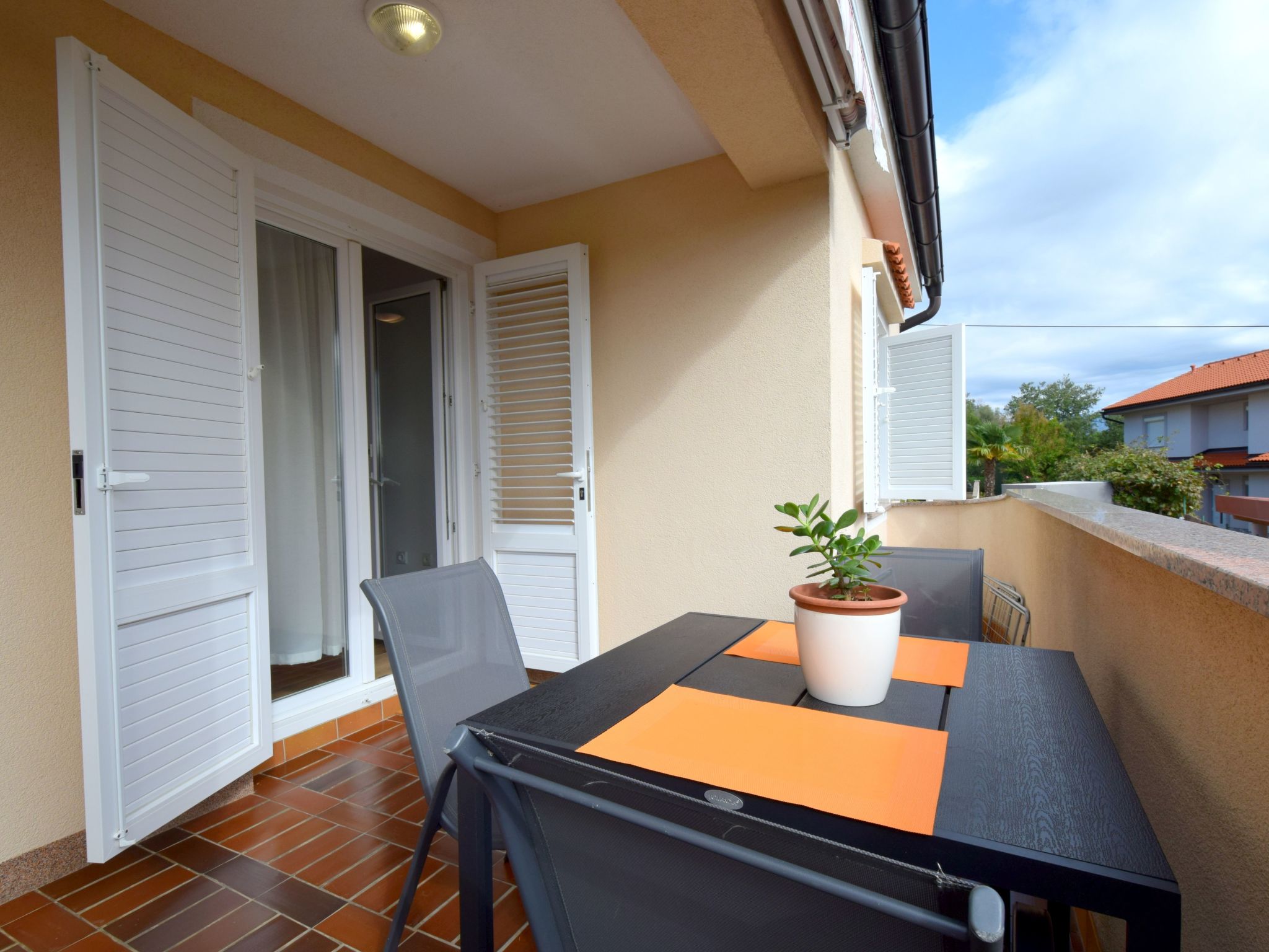 "Julia1" mit eigenem Balkon-Image-tags.info