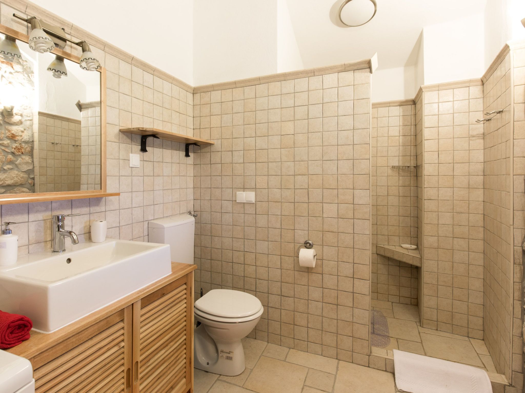 "Villa Nadia" mit eigenem Pool-Image-tags.info