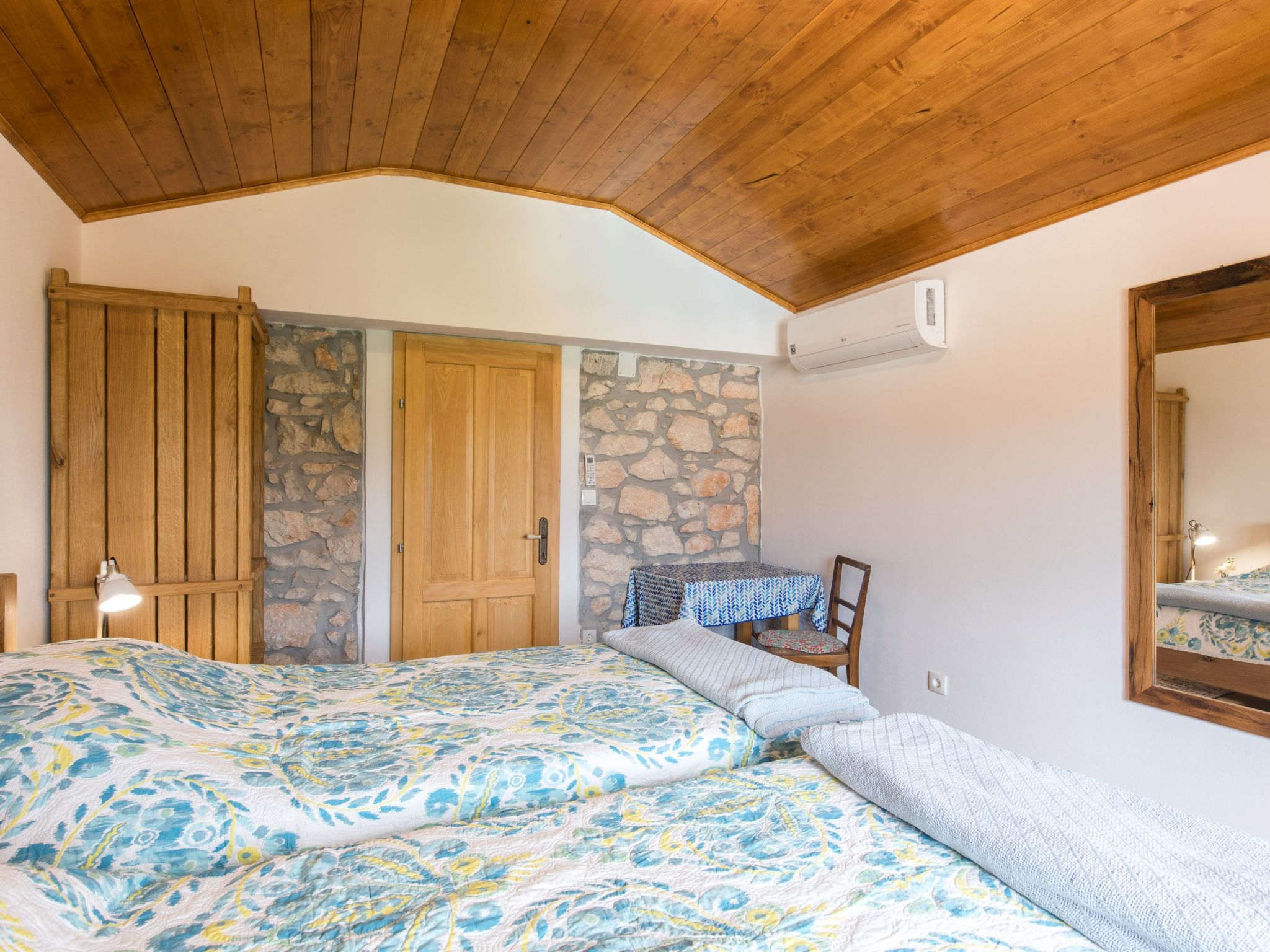 "Villa Nadia" mit eigenem Pool-Image-tags.info