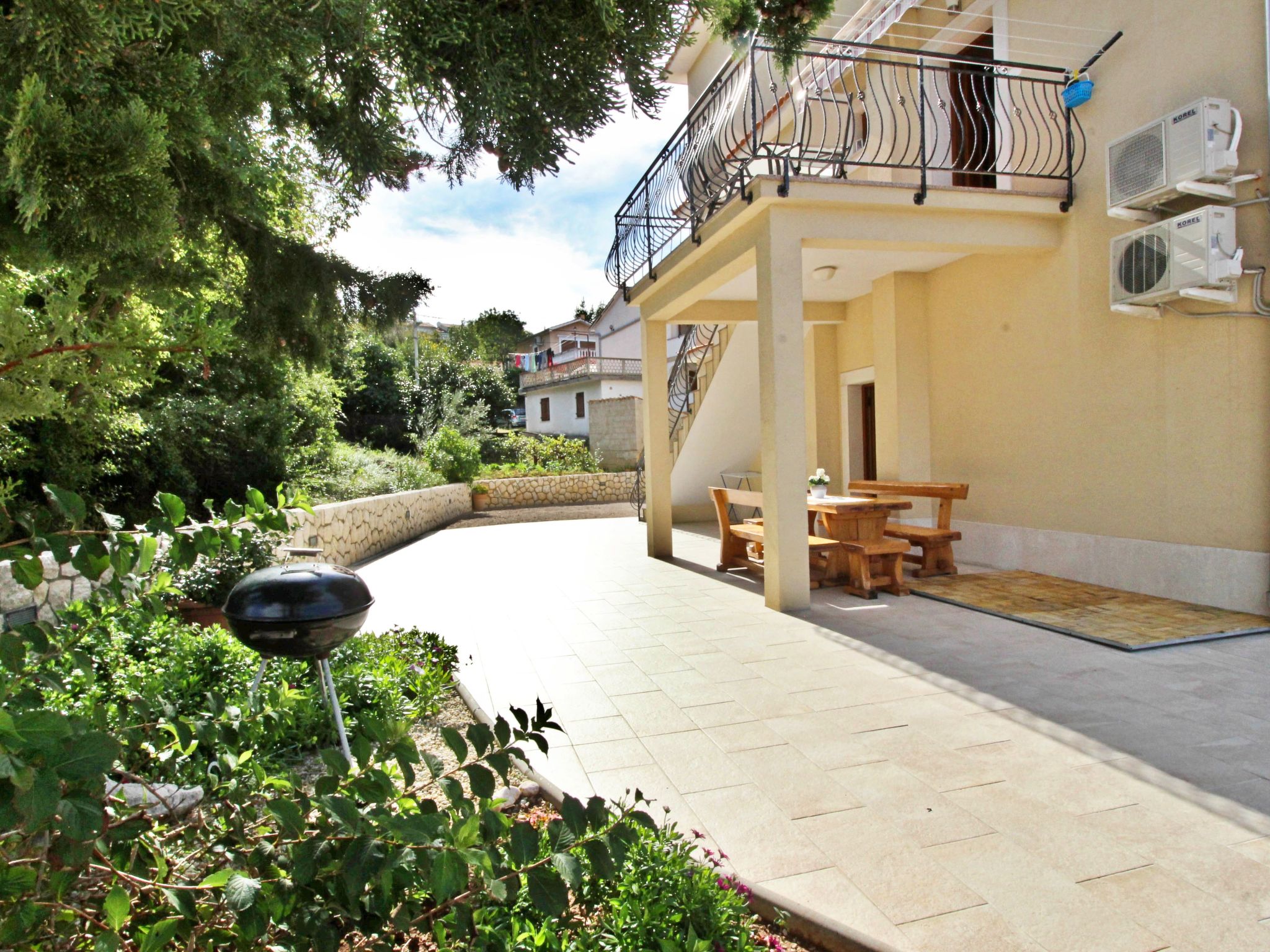 Apartment Ivanka-Dedans