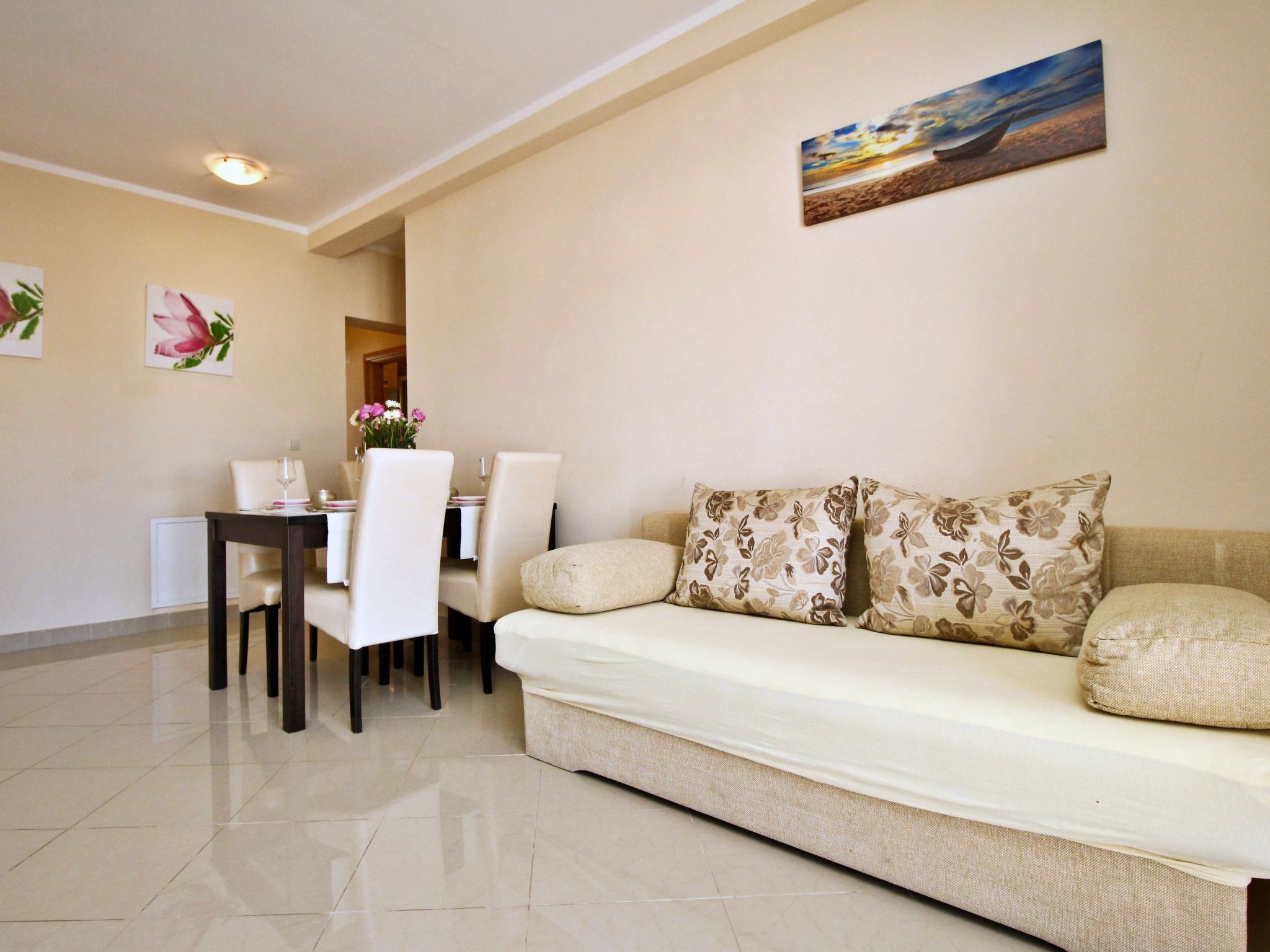 Apartment Ivanka-Dedans