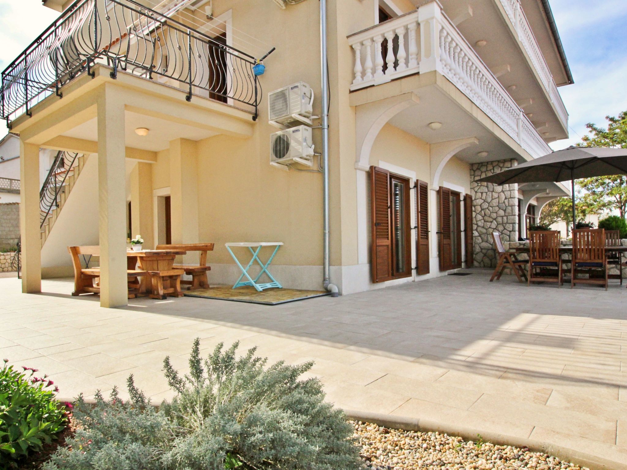 Apartment Ivanka-Dedans