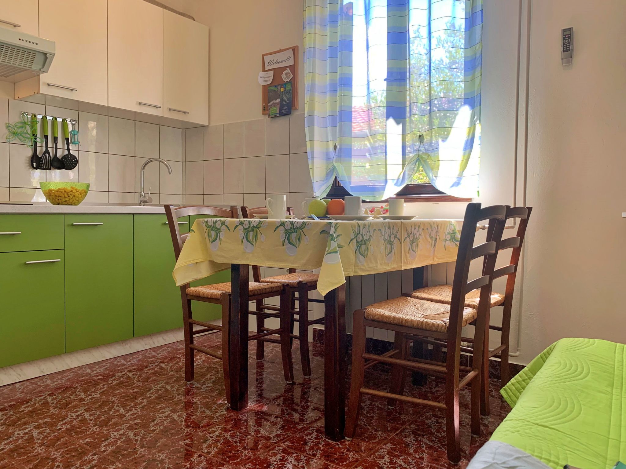 Apartment Santic-Dedans