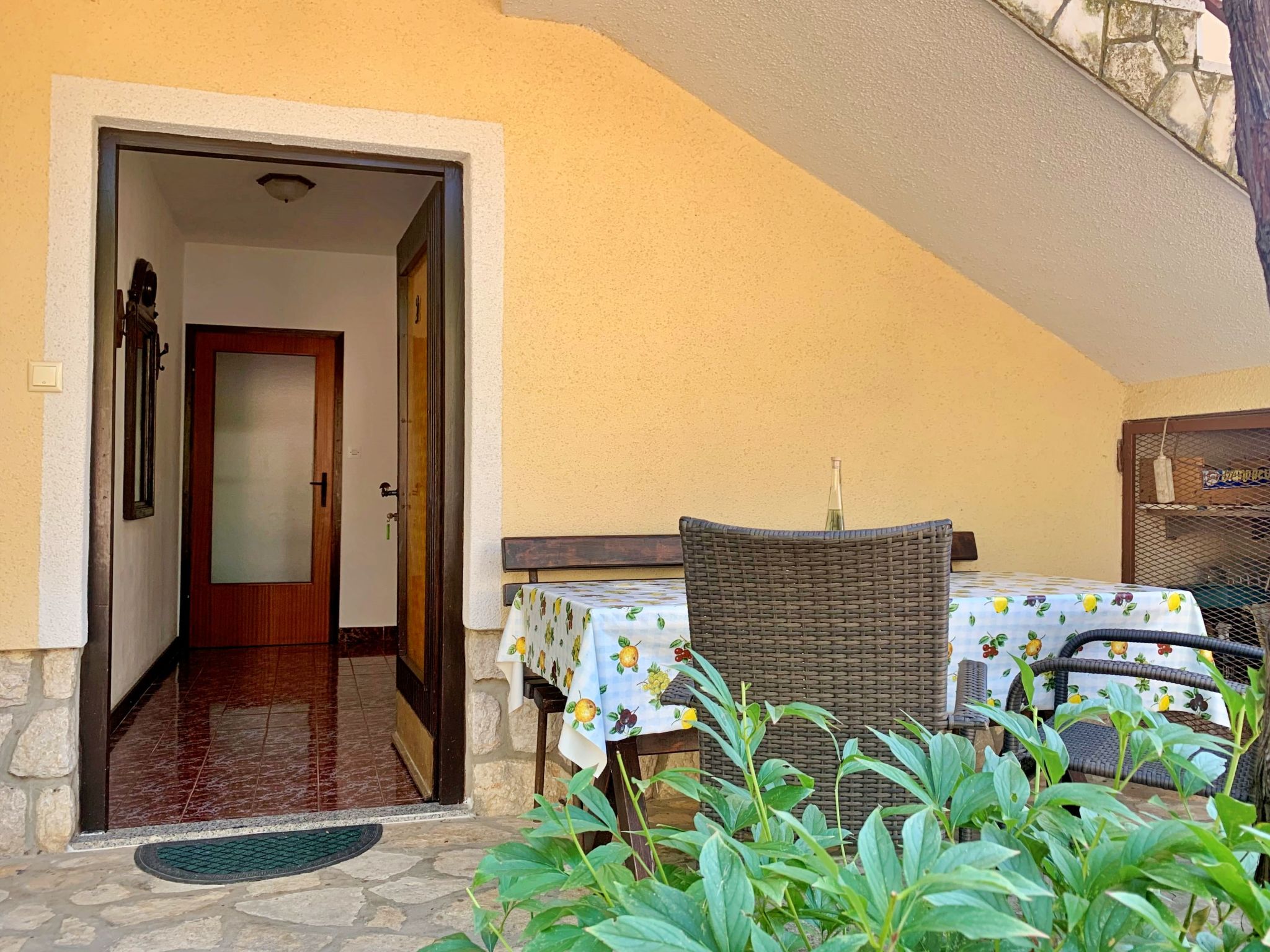 Apartment Santic-Dedans