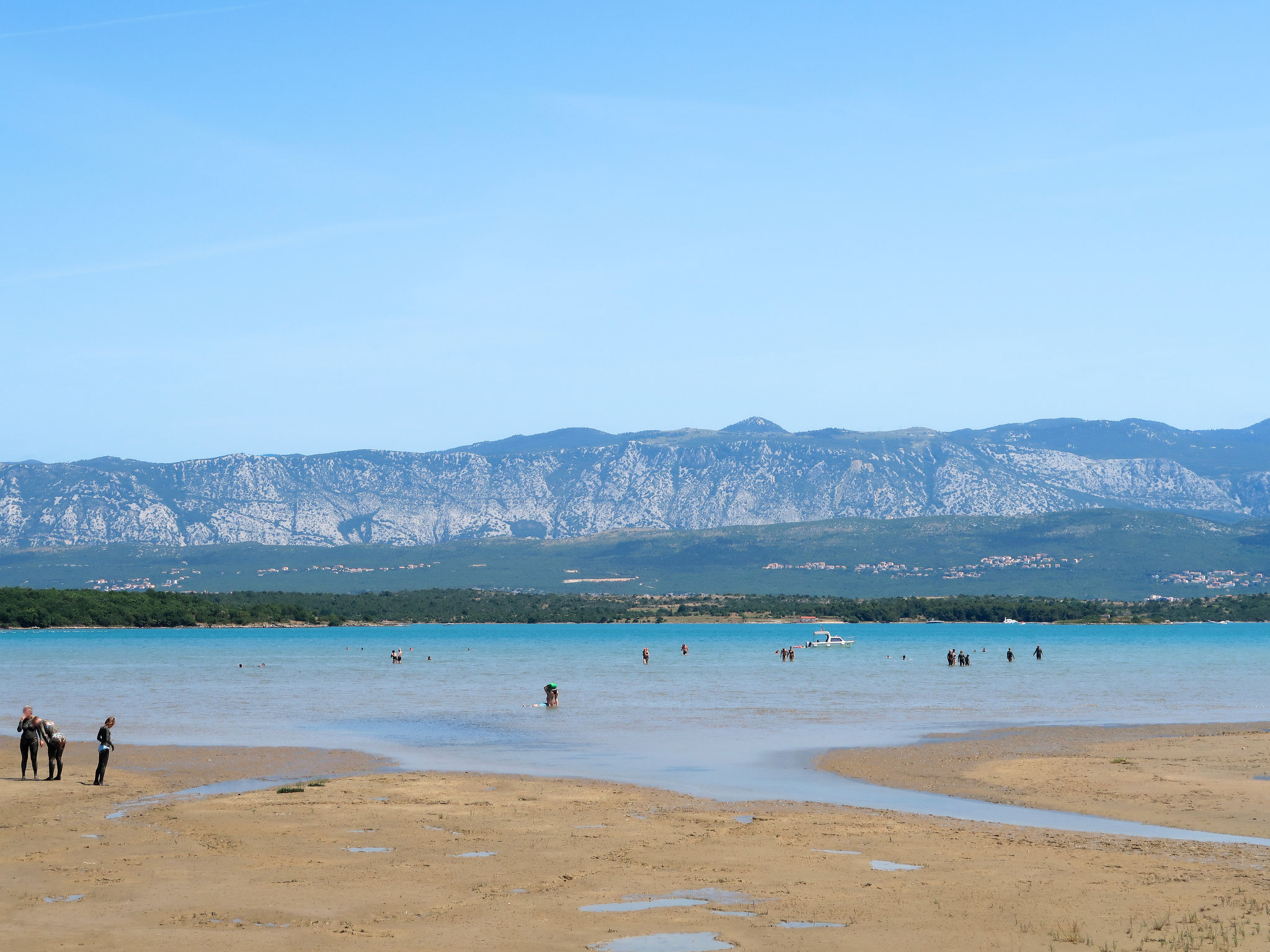 Insel Krk - Restauriertes  Steinhaus-Environnement
