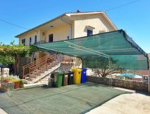 Vrijstaand appartement Santic op 450 meter van het strand in Čižići, Krk - thumbnail 2