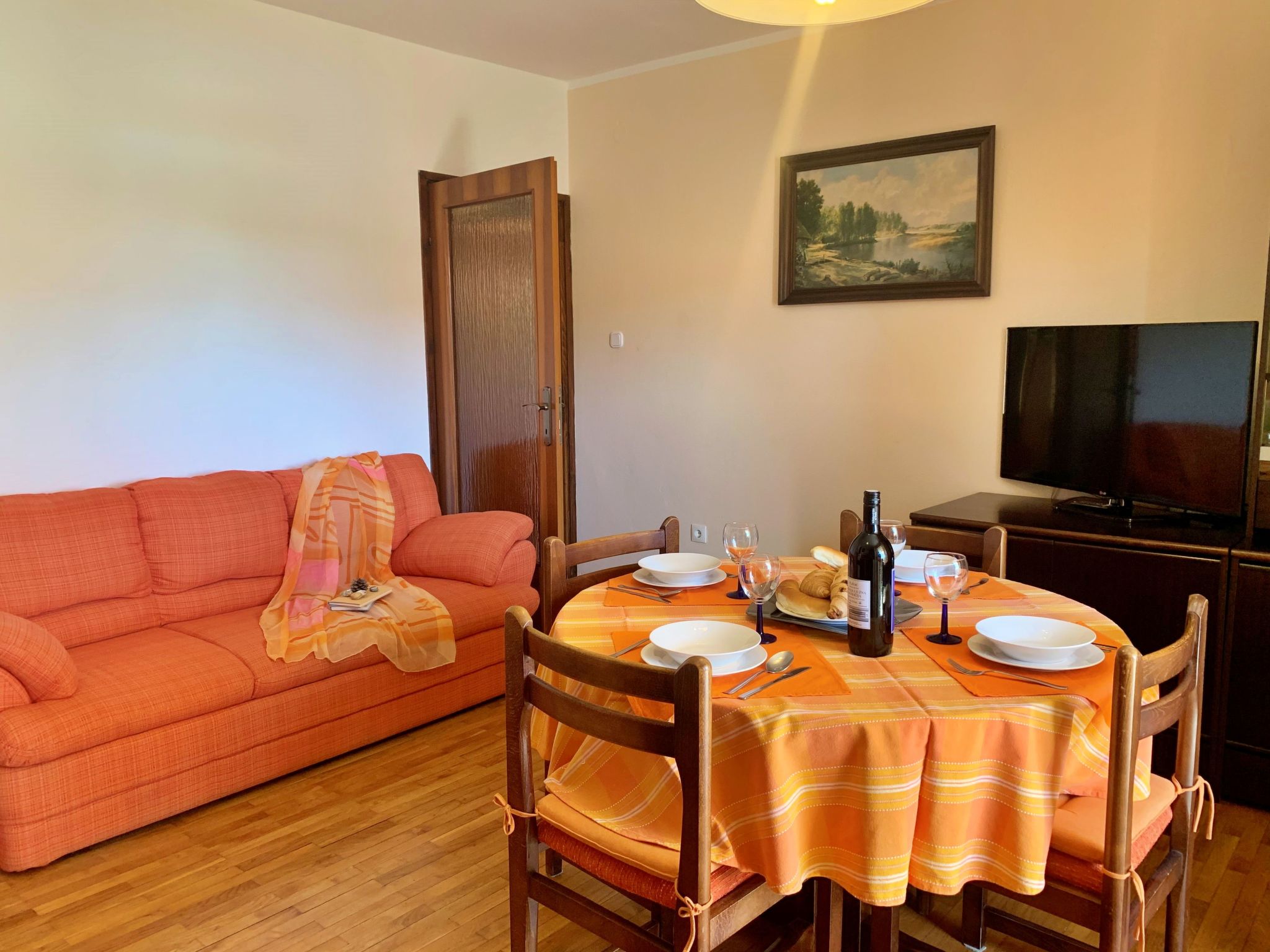 Apartment Santic-Dedans
