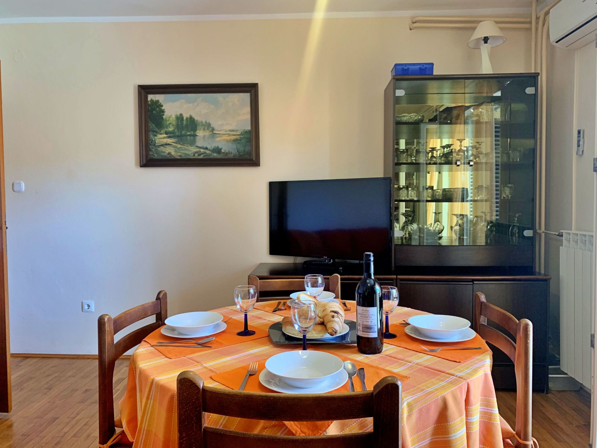 Apartment Santic-Dedans