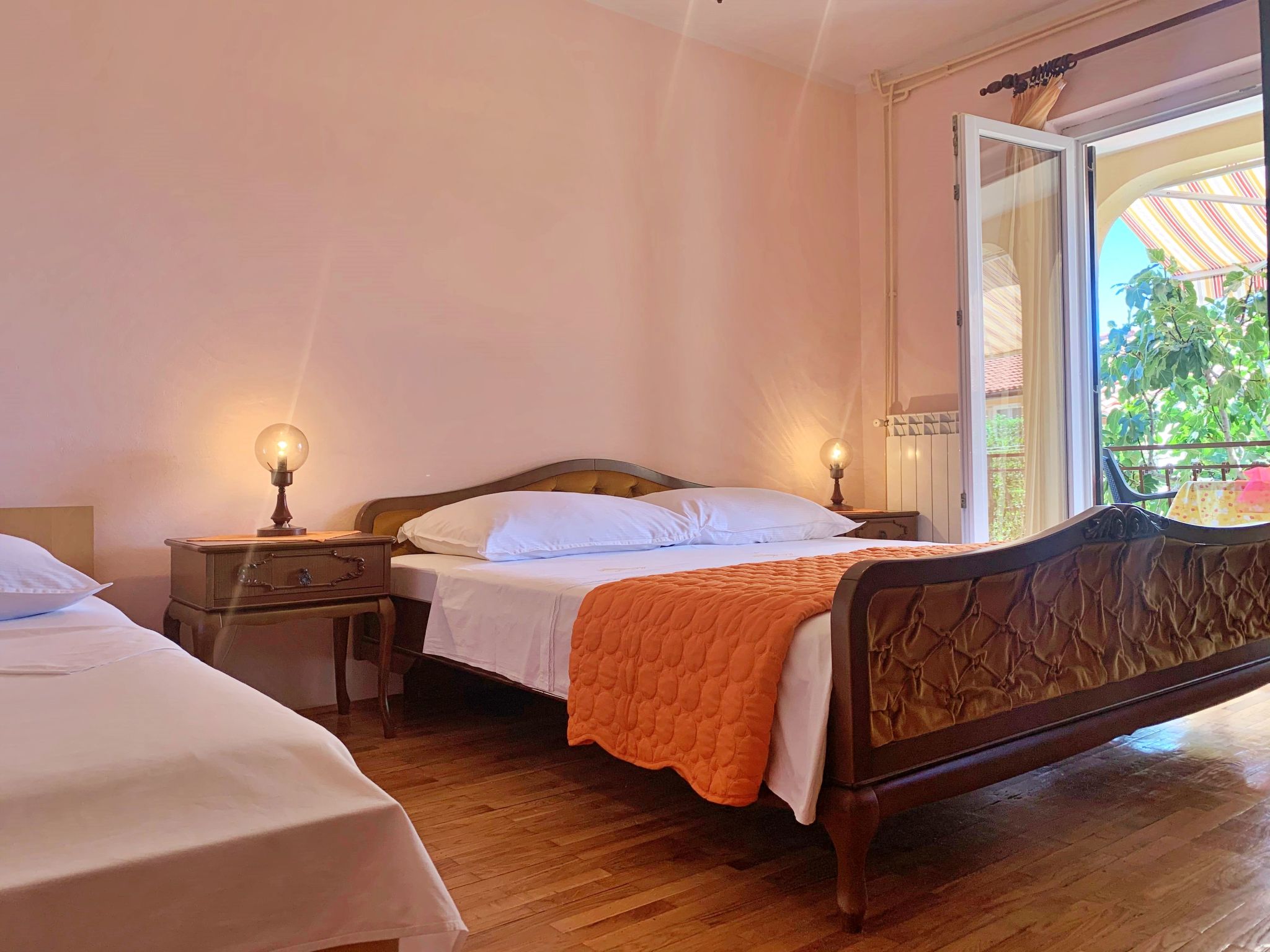 Apartment Santic-Dedans