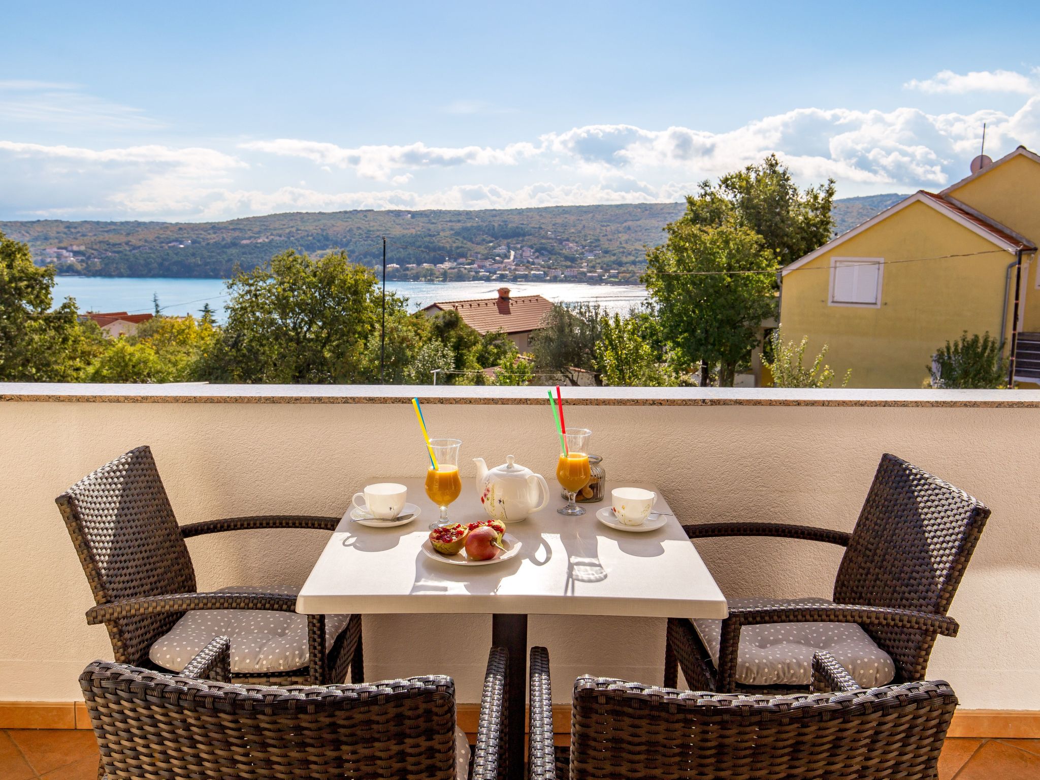 Gemütliche Wohnung 3 mit Meerblick-Dedans
