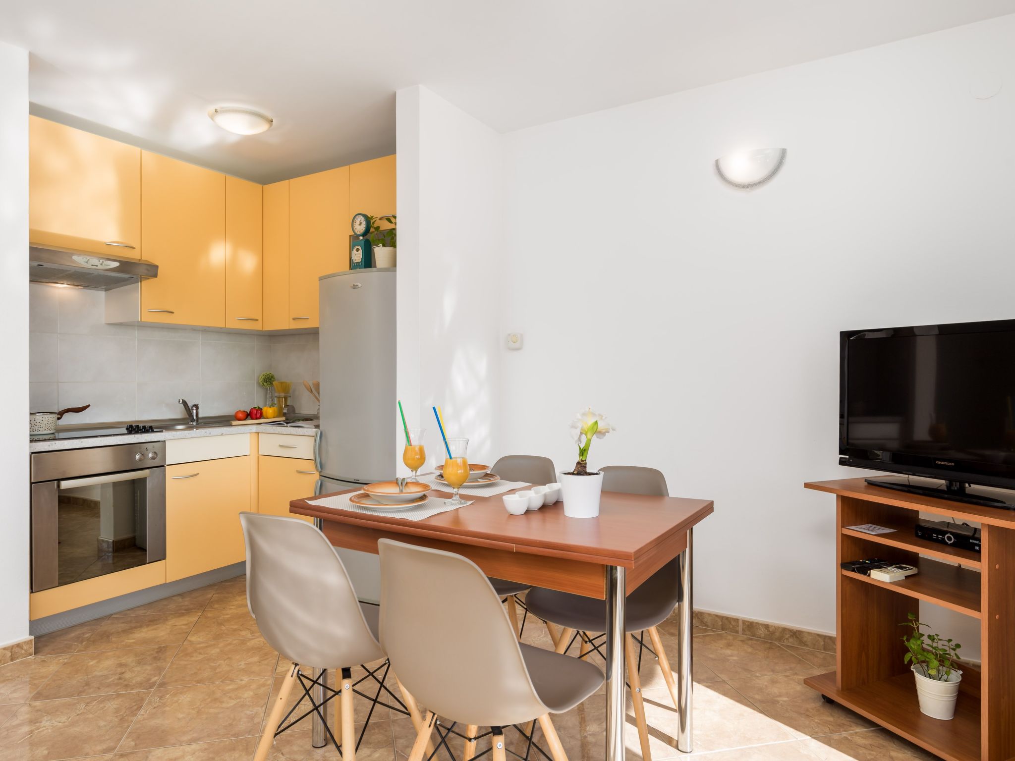 Gemütliche Wohnung 3 mit Meerblick-Dedans