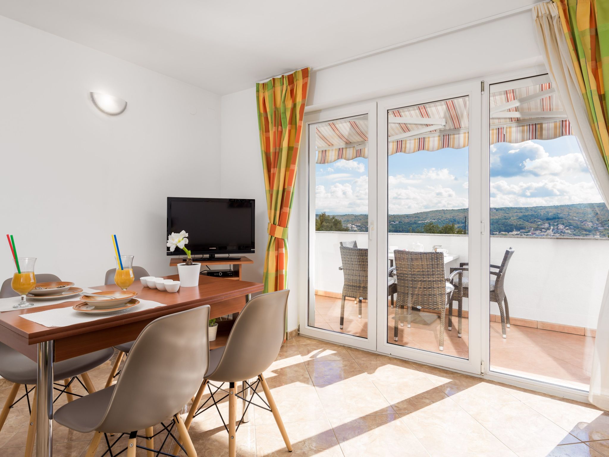 Gemütliche Wohnung 3 mit Meerblick-Dedans