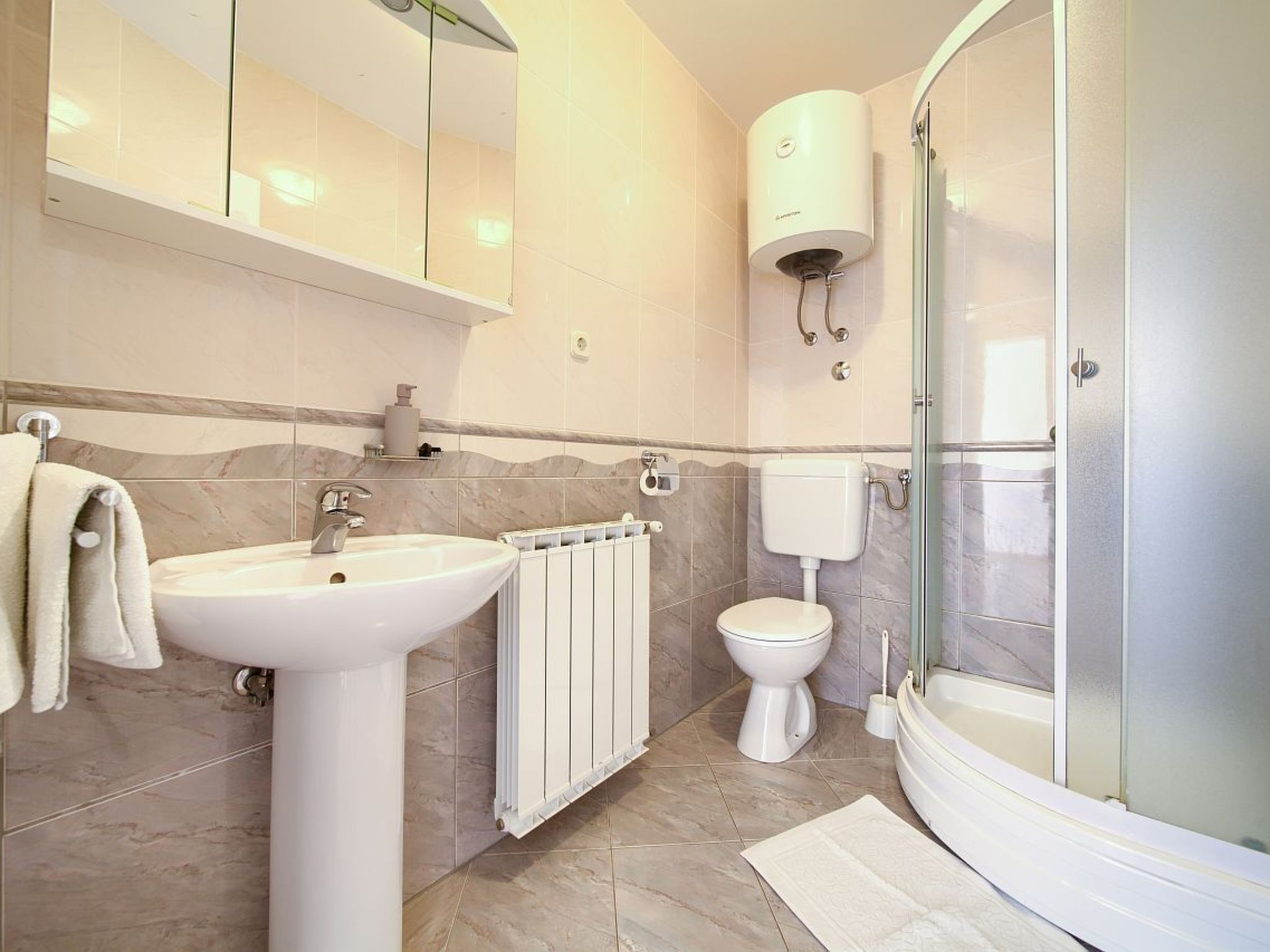 Gemütliche Wohnung 3 mit Meerblick-Dedans