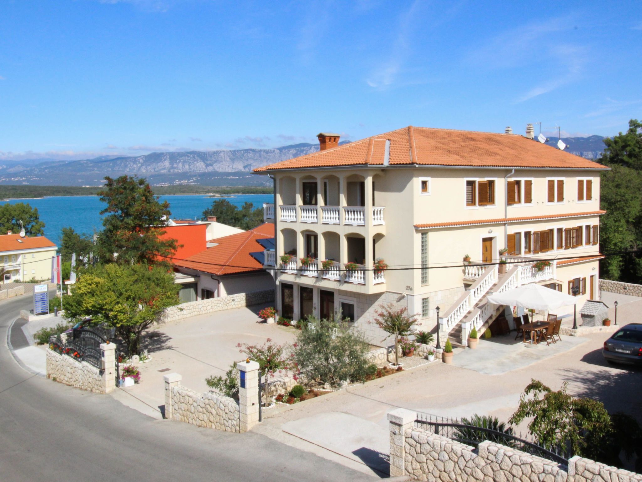 Apartment Ivanka-Dedans