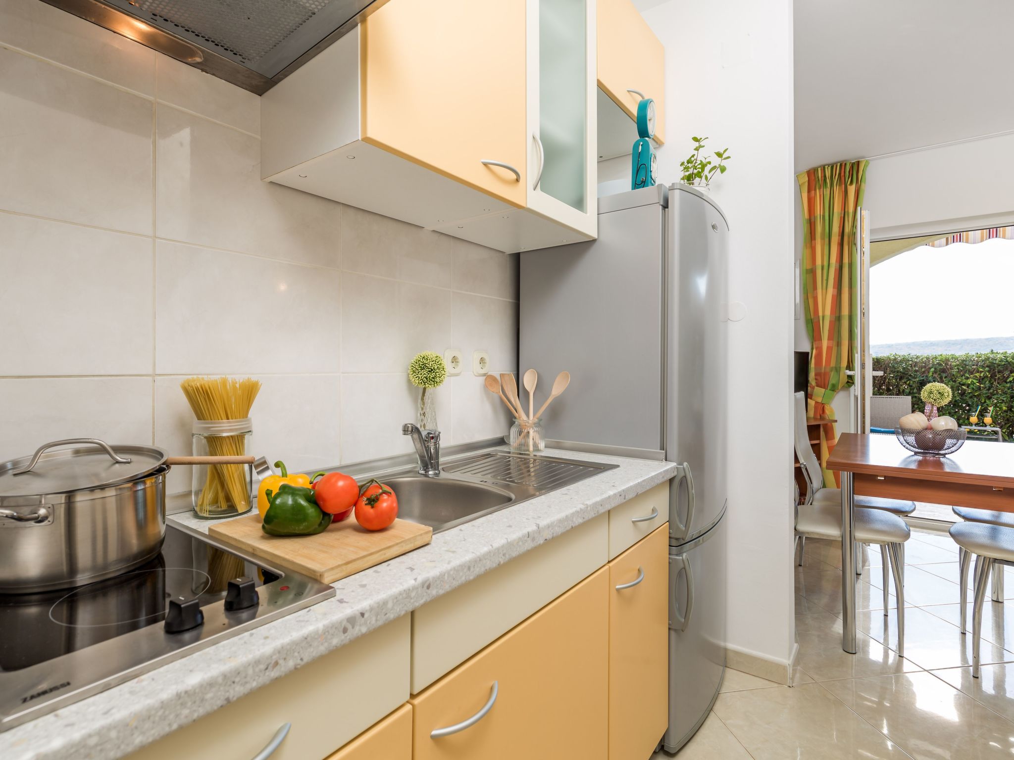 Moderne Wohnung im Erdgeschoss-Image-tags.info