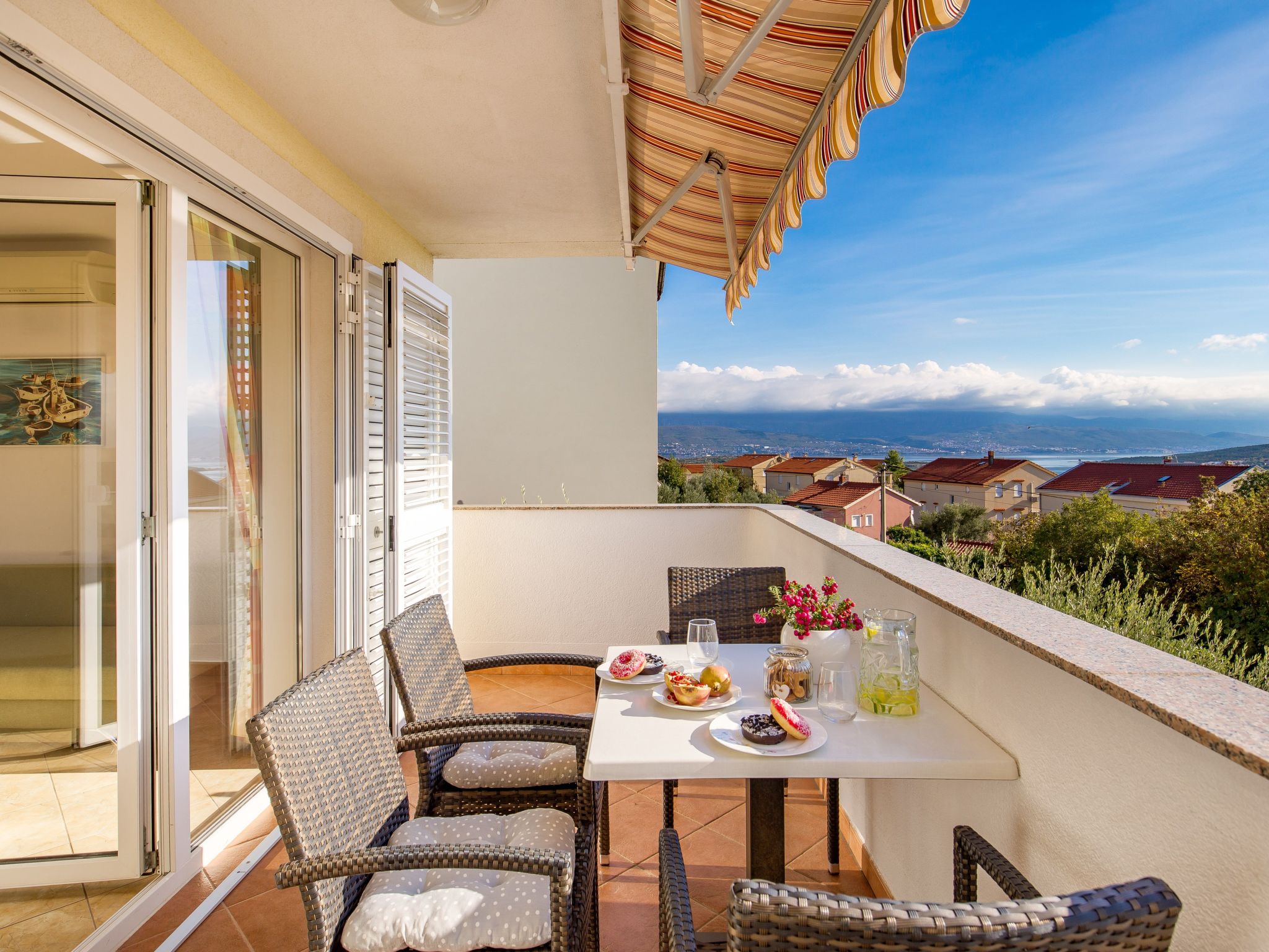 Wohnung Nr. 4 mit atemberaubendem Meerblick-Dehors