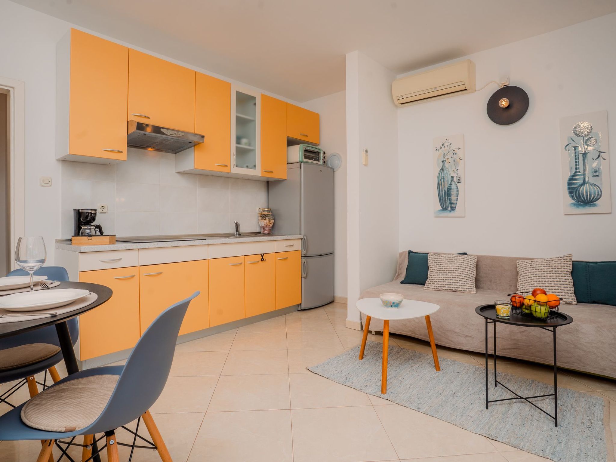 Moderne Wohnung im Erdgeschoss-Dedans