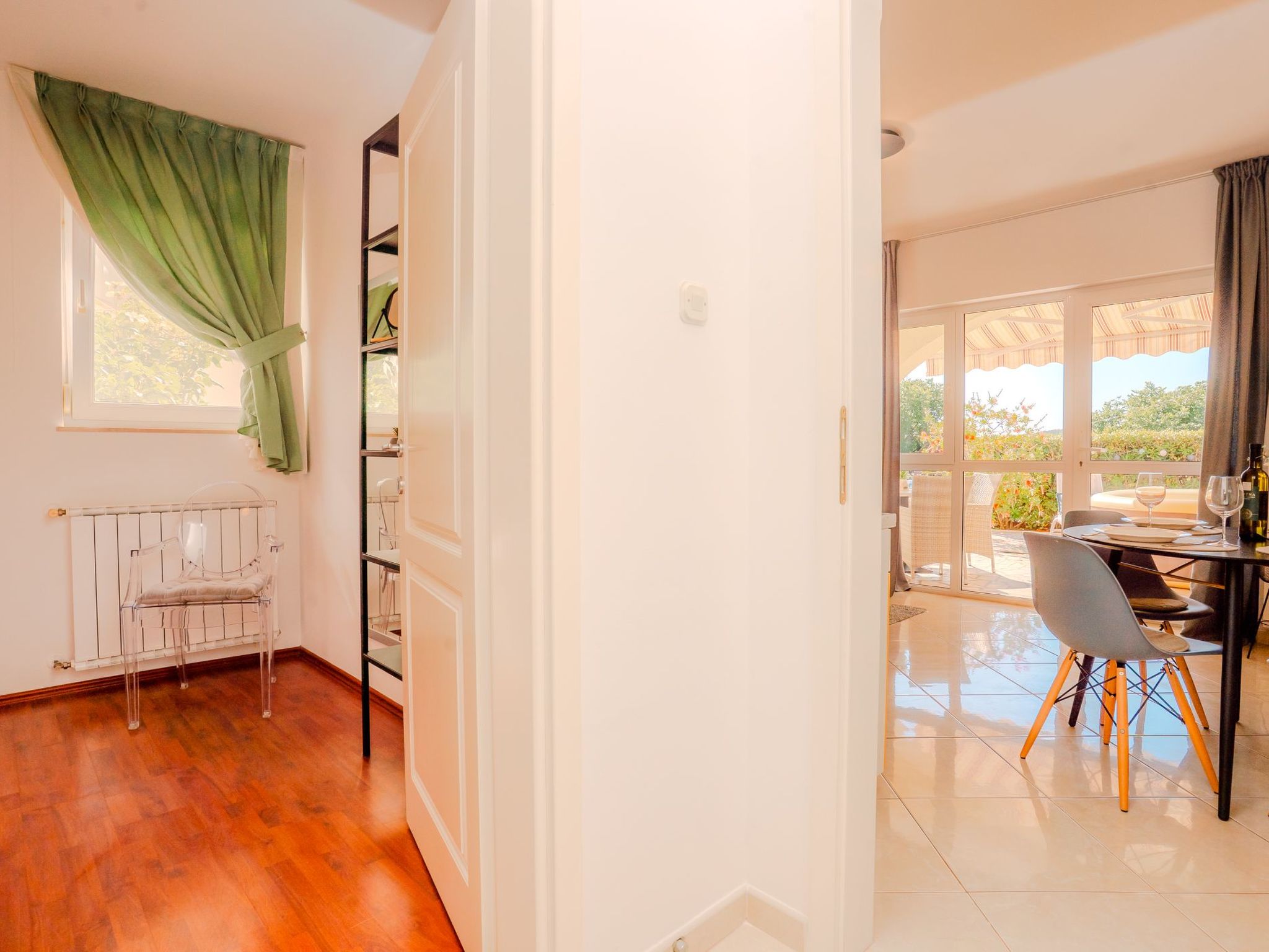 Moderne Wohnung im Erdgeschoss-Dedans