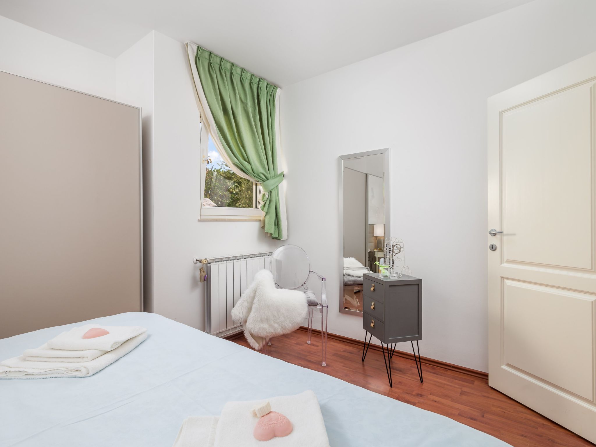 Moderne Wohnung im Erdgeschoss-Dedans