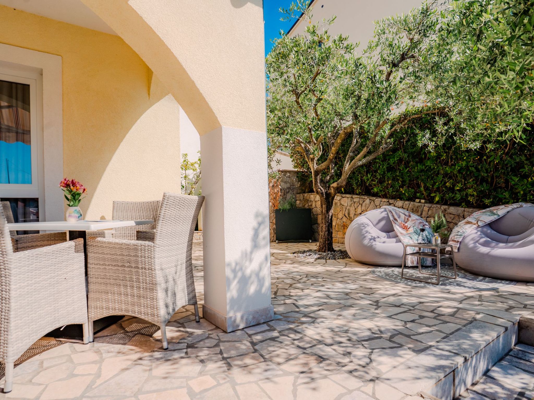 Moderne Wohnung im Erdgeschoss-Dedans