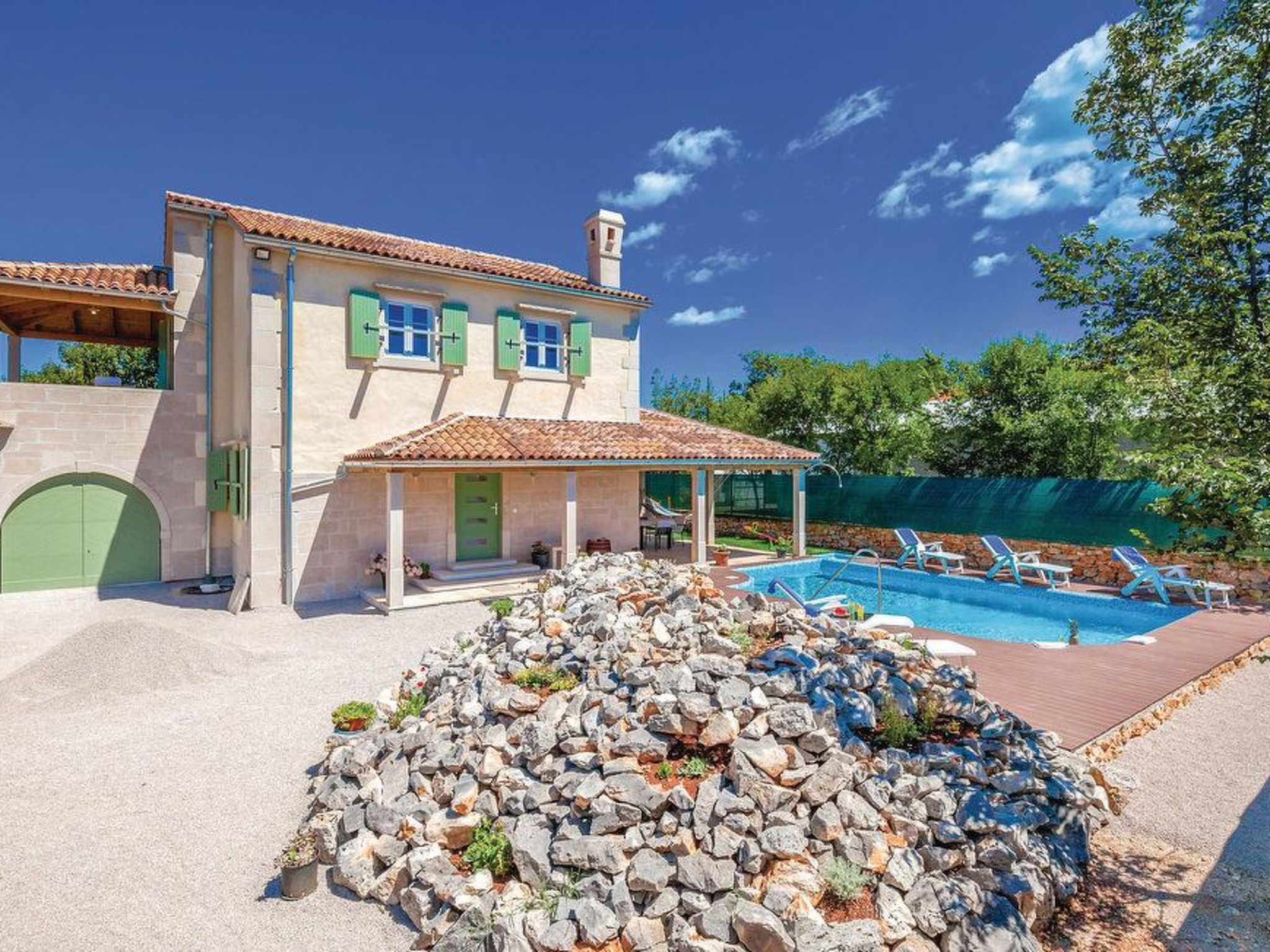 Geräumige, topmoderne Ferienvilla mit eigenem Pool-Buiten