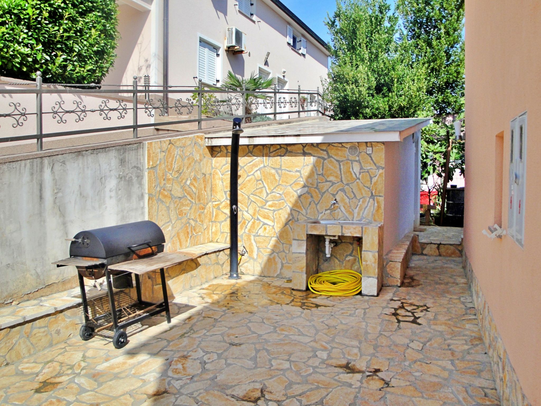 Apartment Nidisa-Dedans