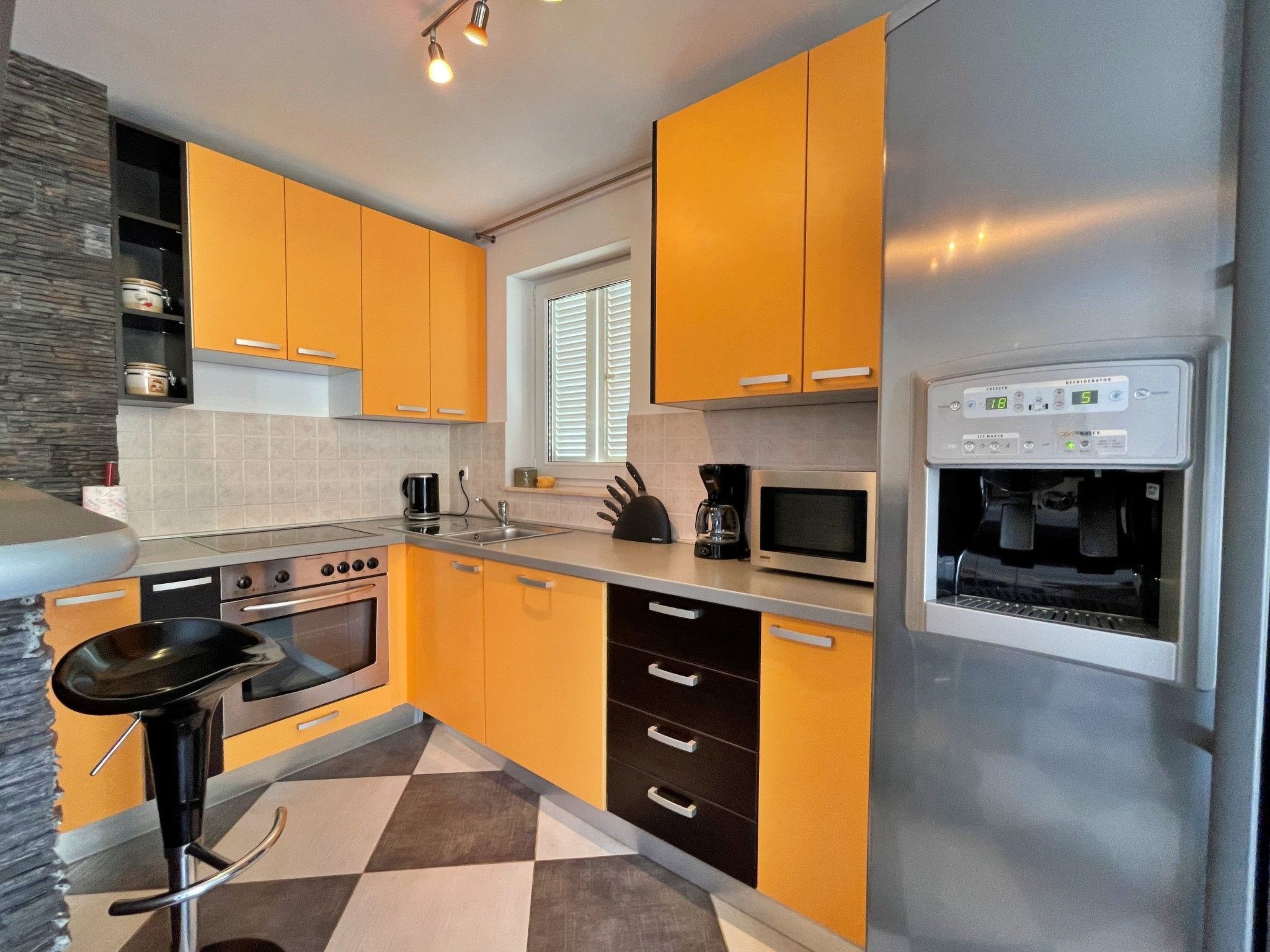 Apartment Sally - Image-tags.info