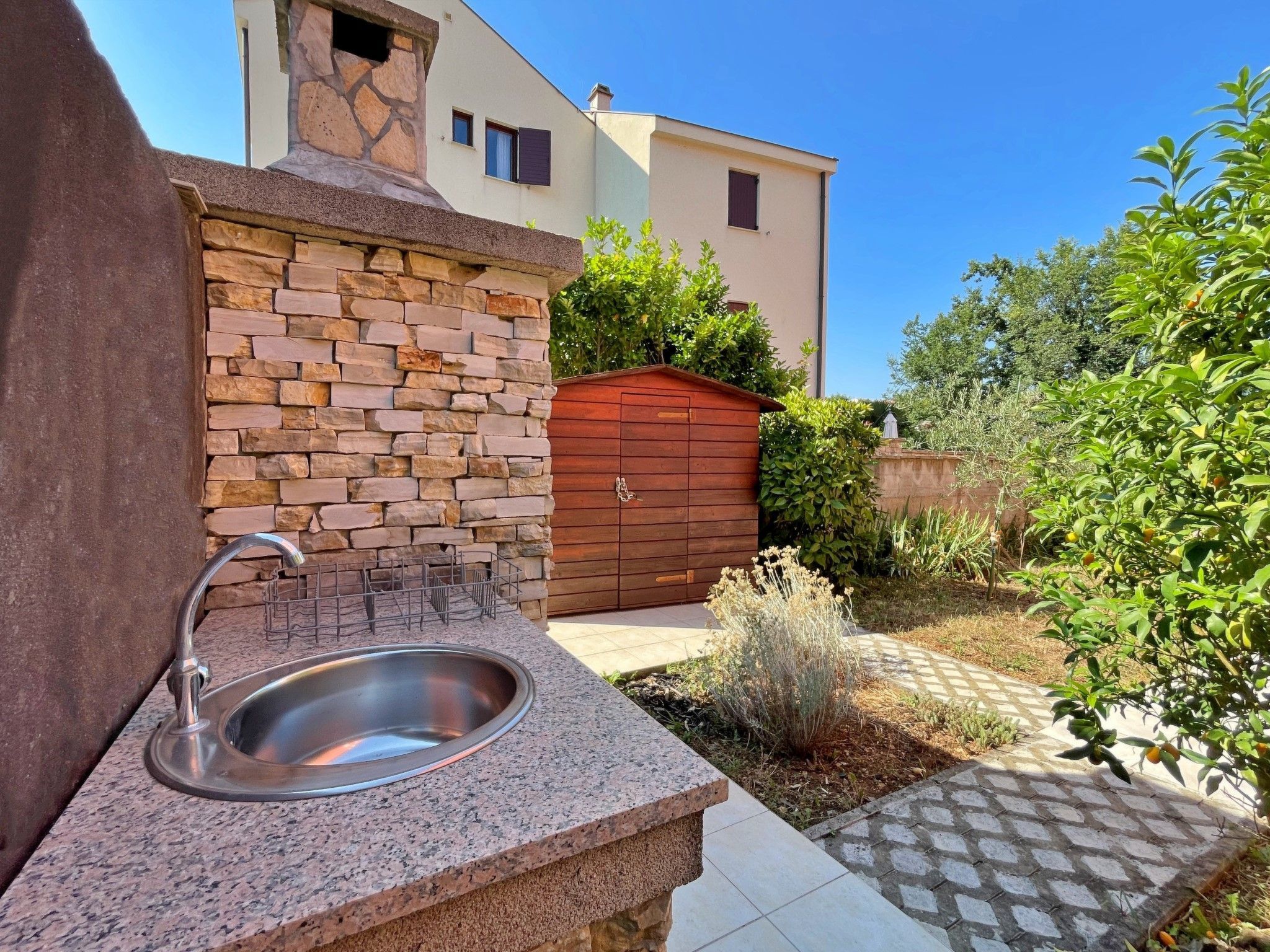 Apartment Sally - Image-tags.info