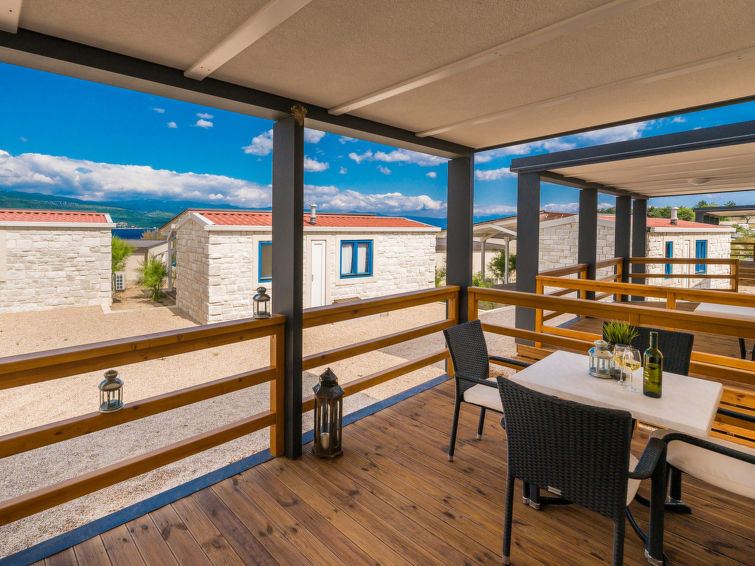 Search and Stay destination Šilo, Primorsko-goranska županija - Croatia from AU$ 185. Seaside mobile home