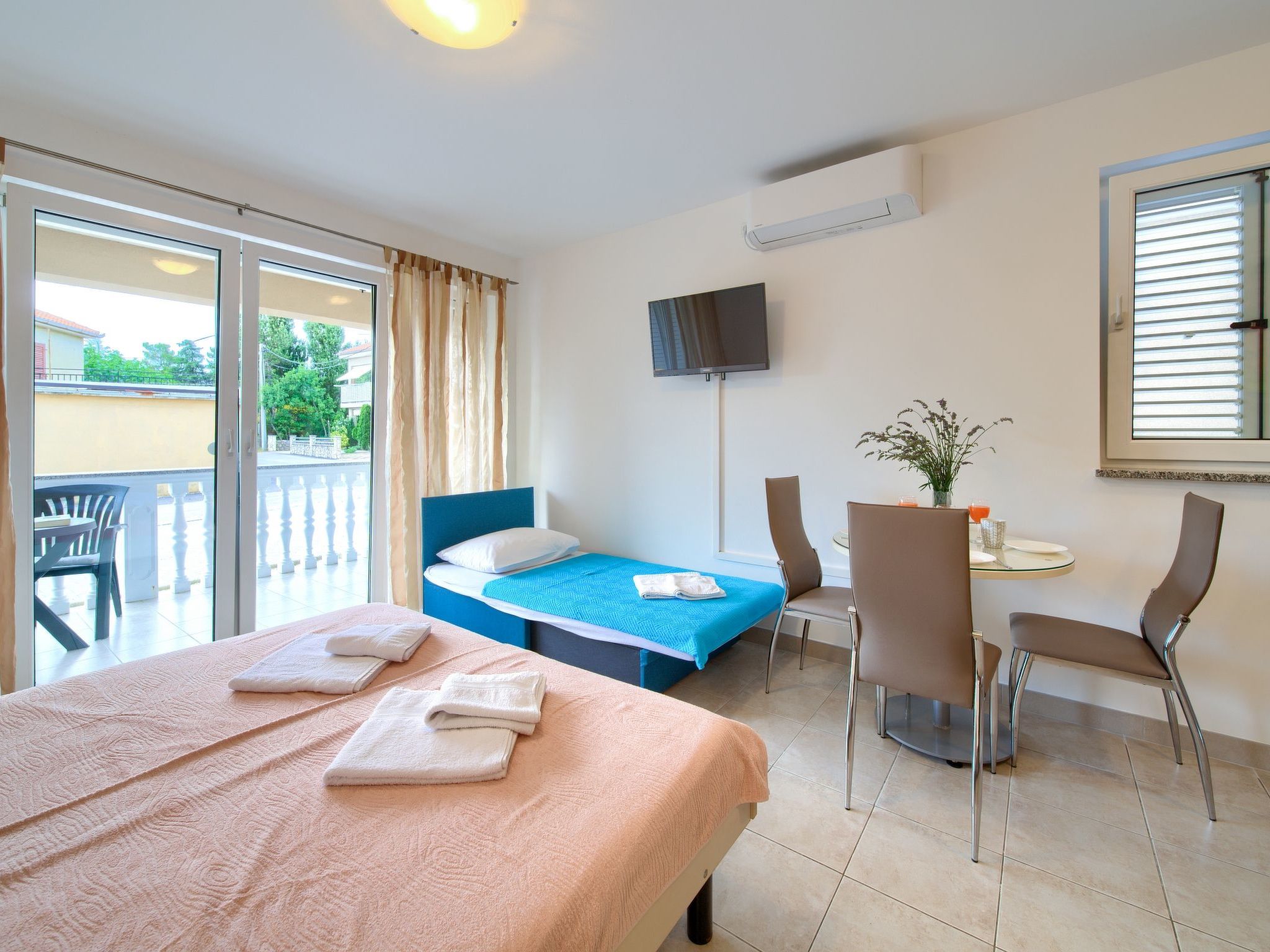 Studio-Apartment A6 im Erdgeschoss-Image-tags.info