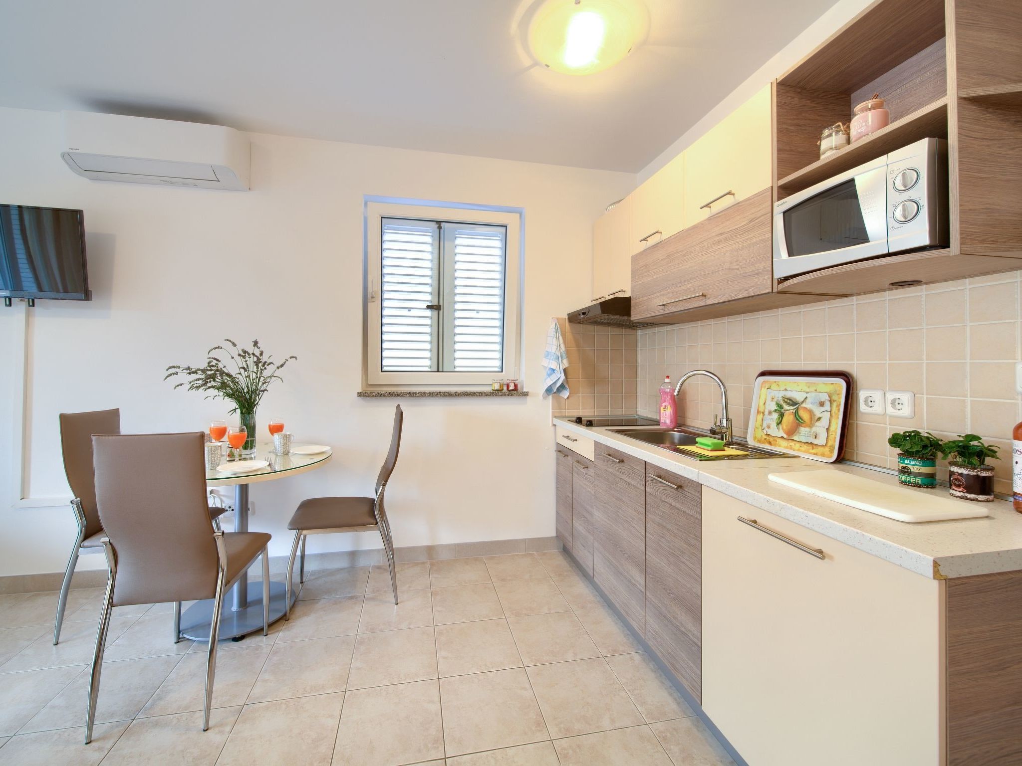 Studio-Apartment A6 im Erdgeschoss-Image-tags.info