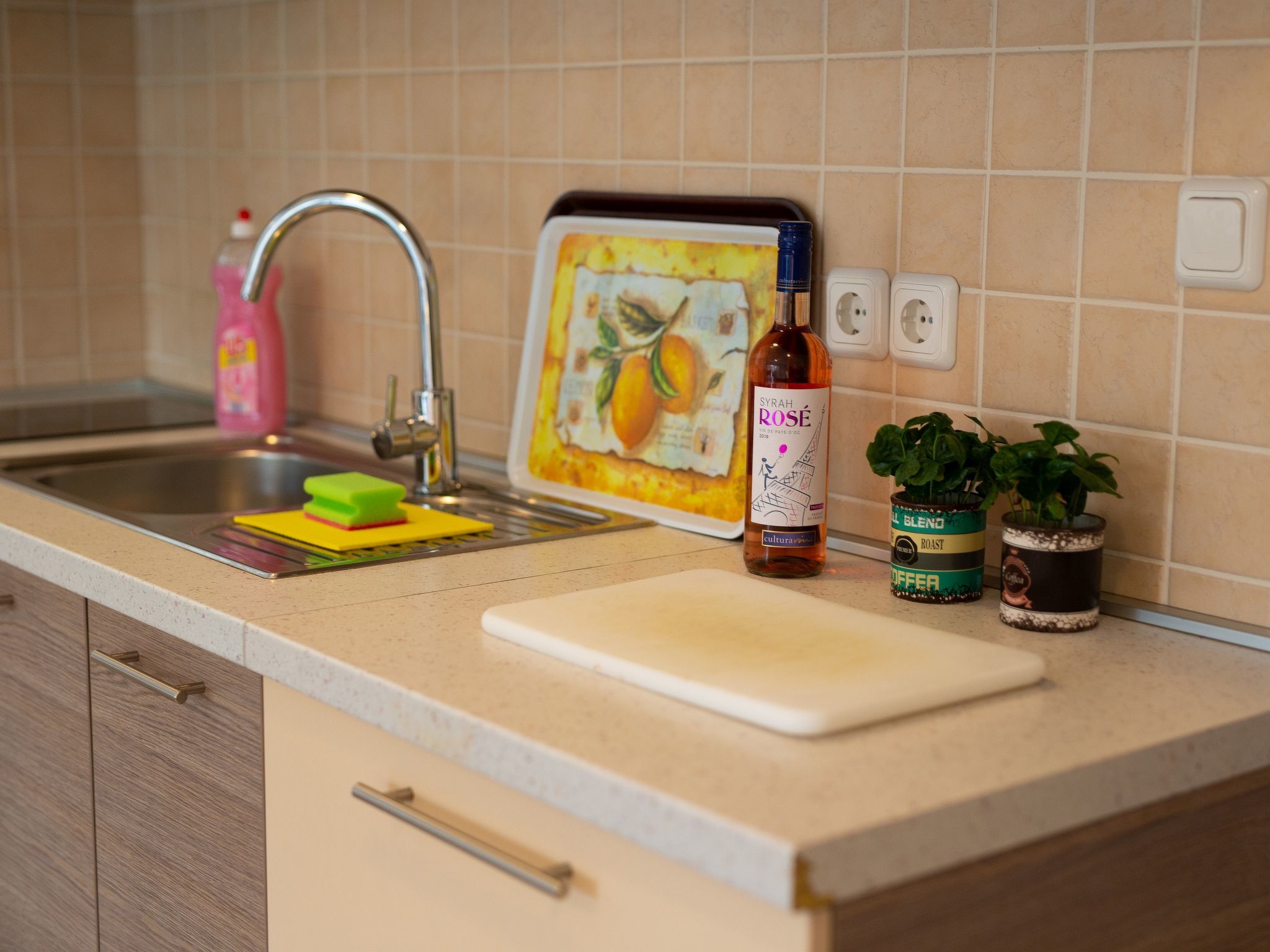 Studio-Apartment A6 im Erdgeschoss-Image-tags.info