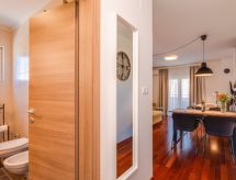 Appartement met gedeeld zwembad op 450m van zee in Šilo, Krk - thumbnail 2