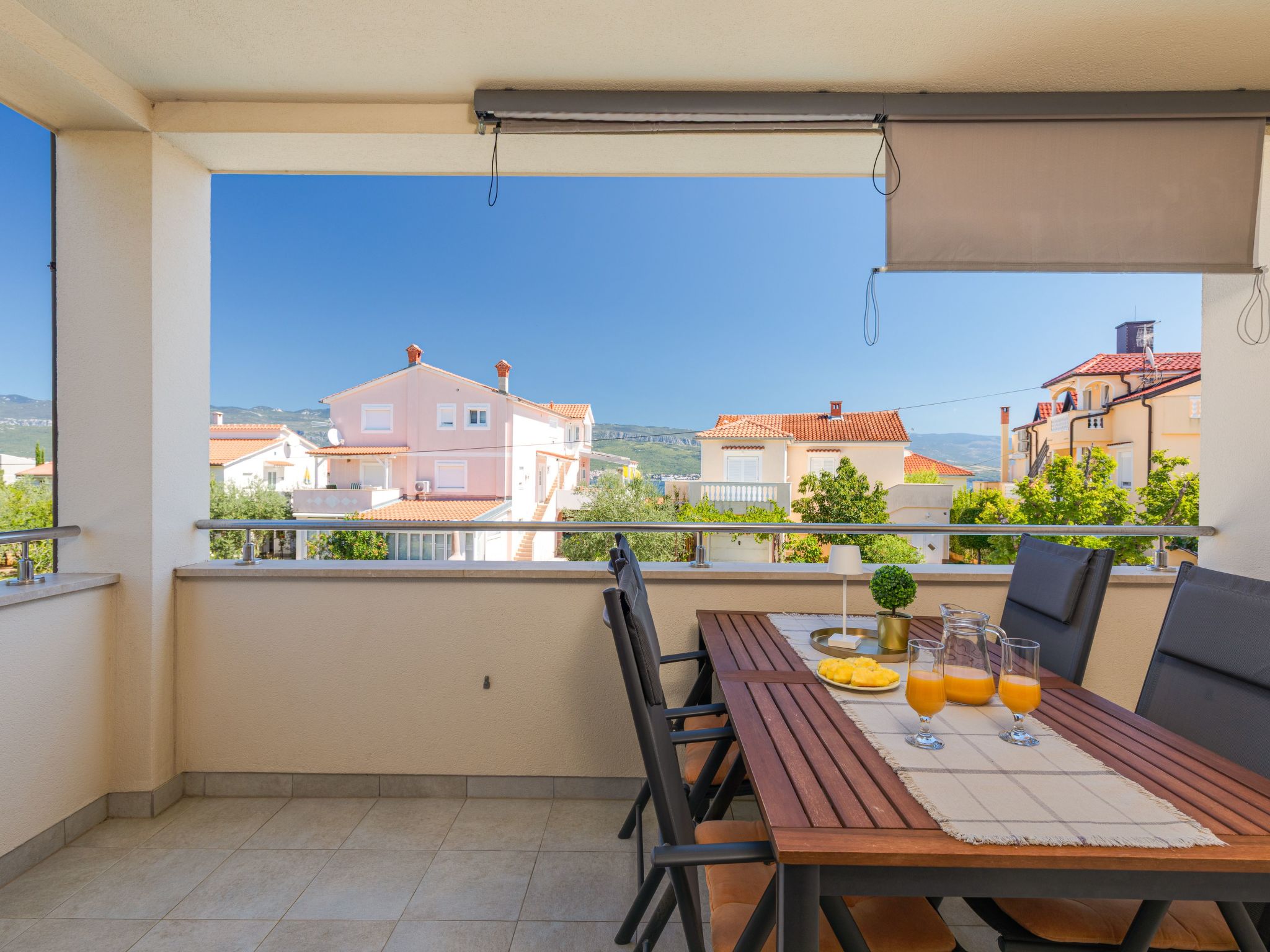 Wohnung mit Gemeinschaftspool-Image-tags.info