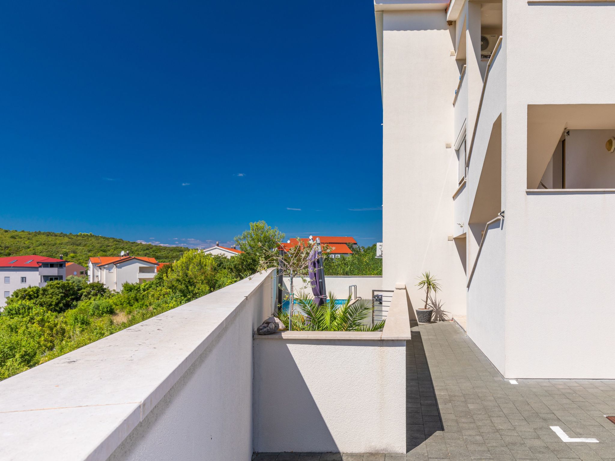 Wohnung mit Gemeinschaftspool-Image-tags.info