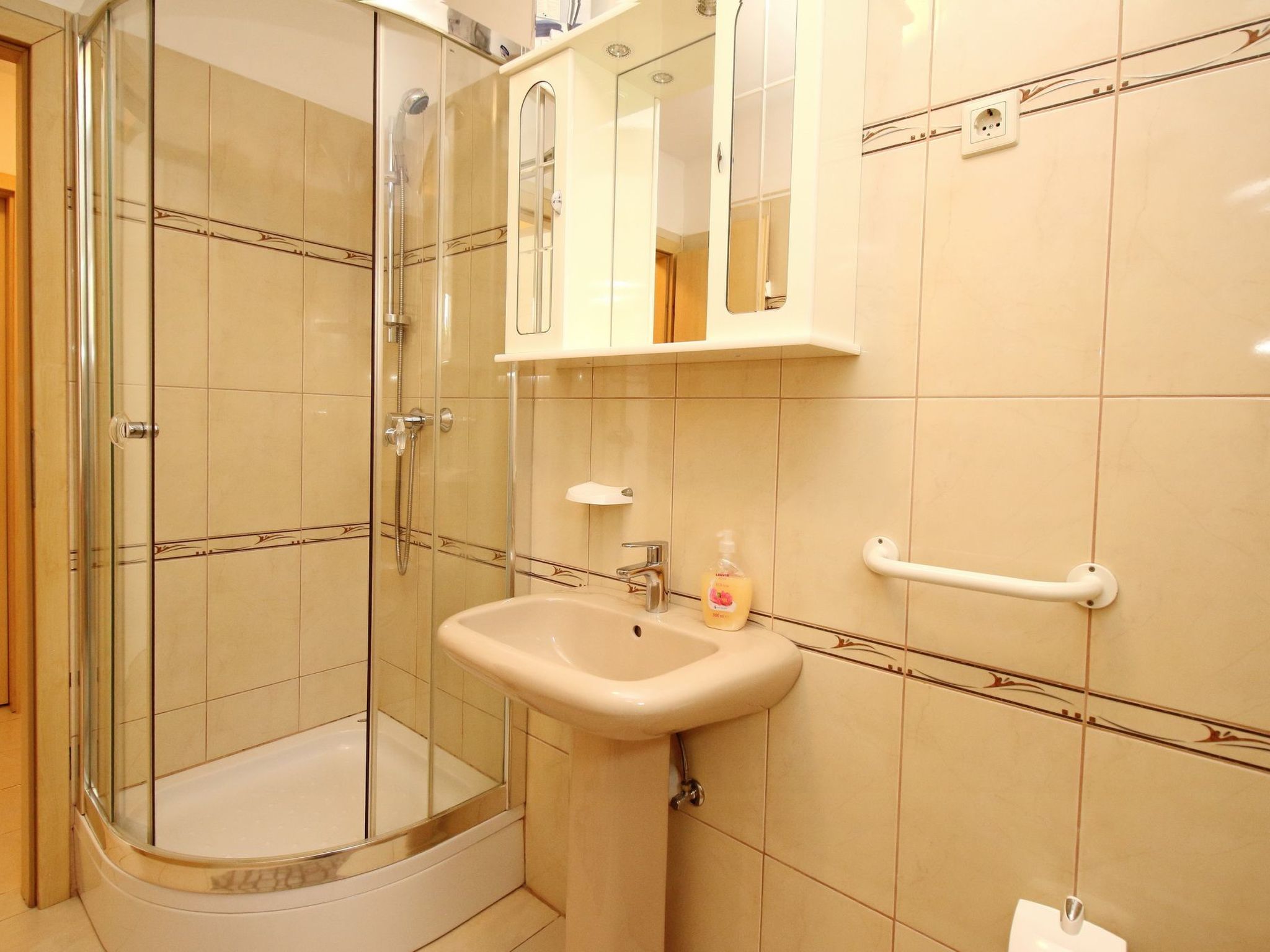 Apartment Radosna-Binnen