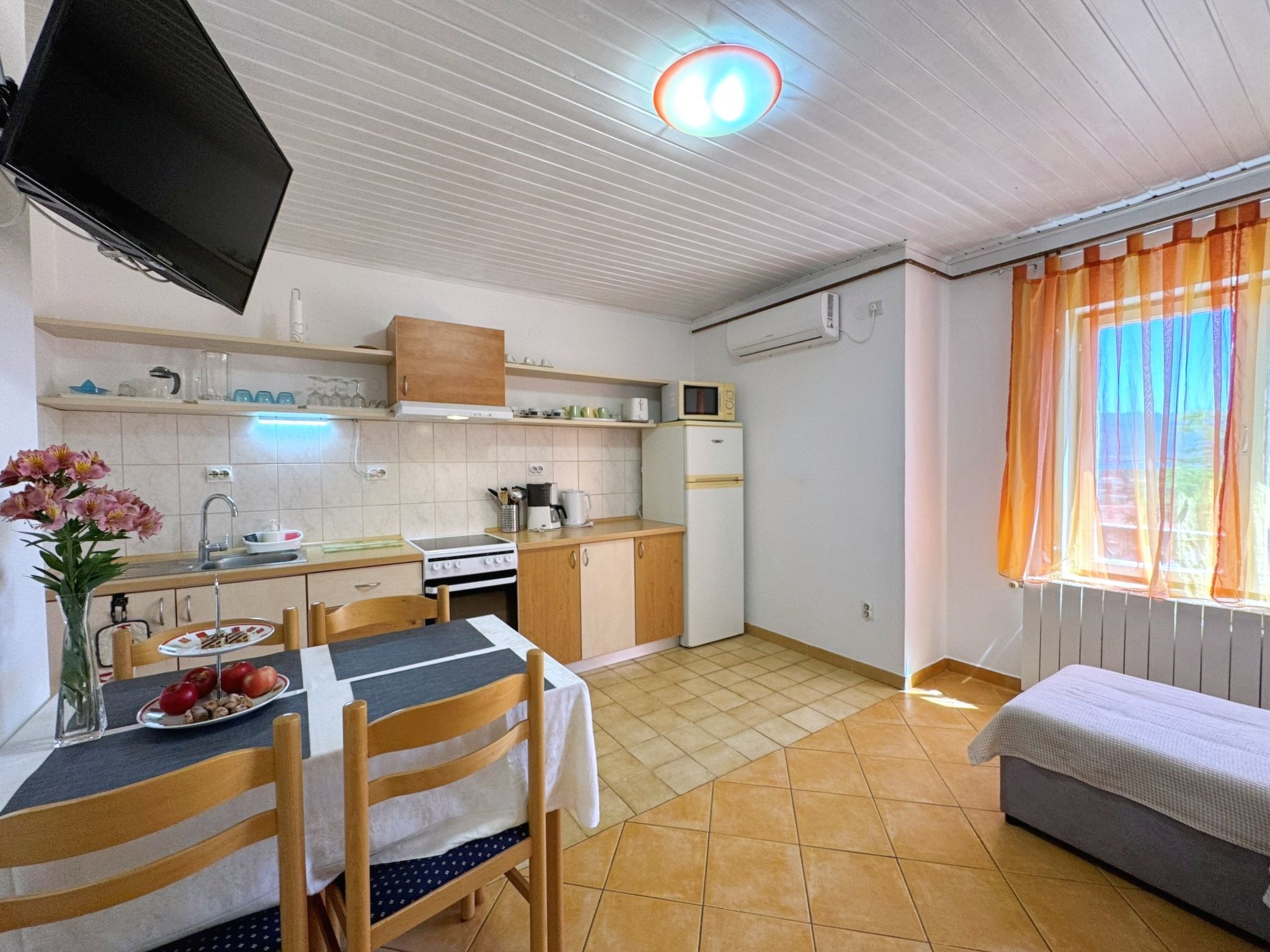 Apartment Andjelka-Binnen