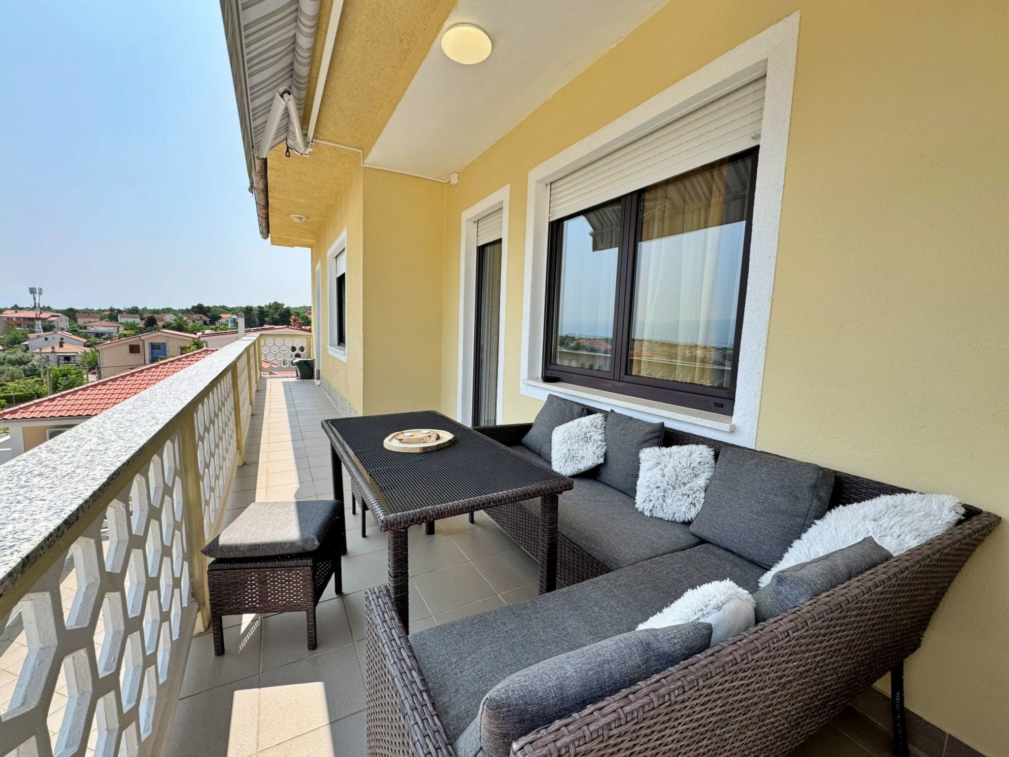 Apartment Rozi-Binnen