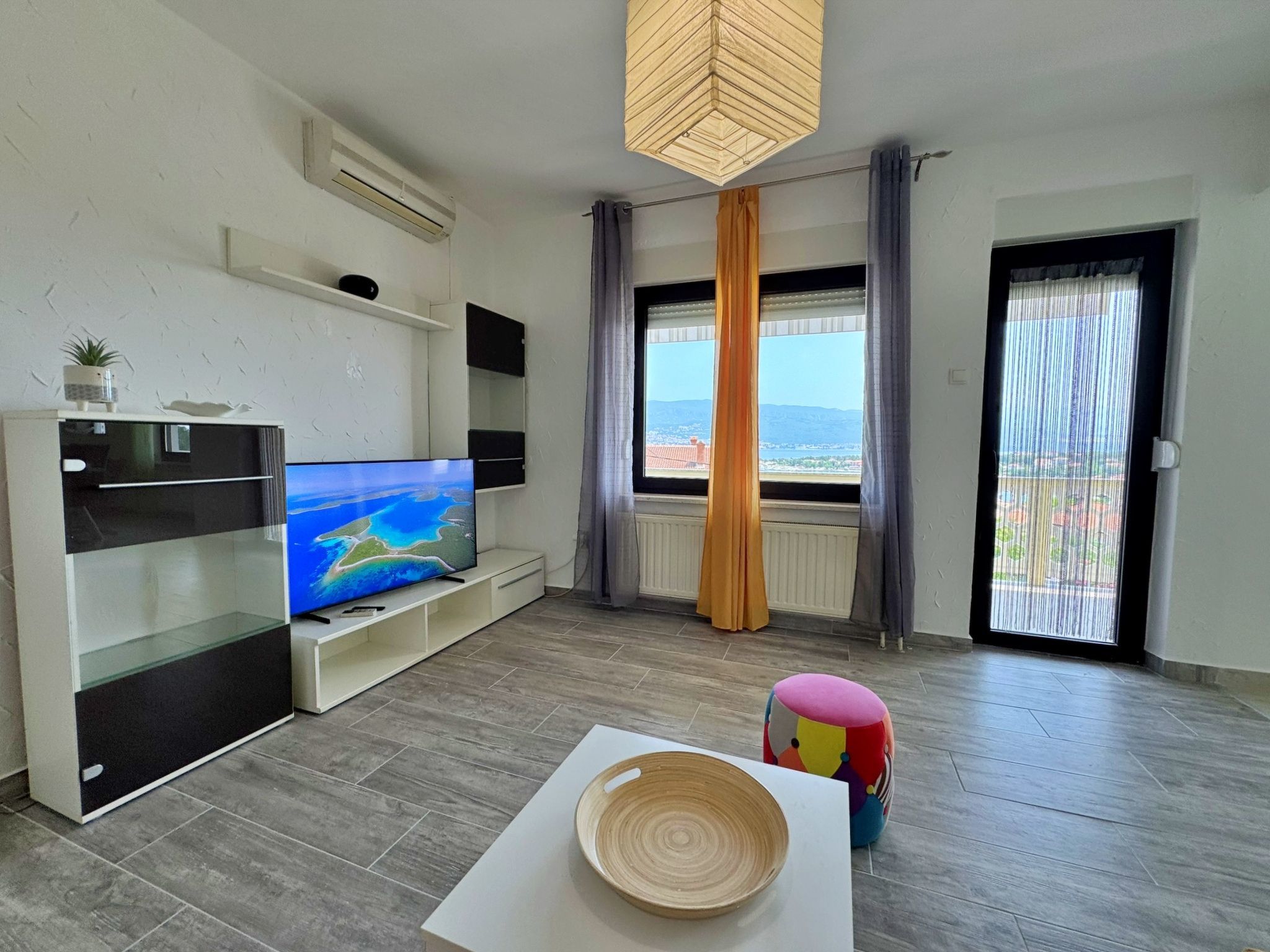 Apartment Rozi-Binnen